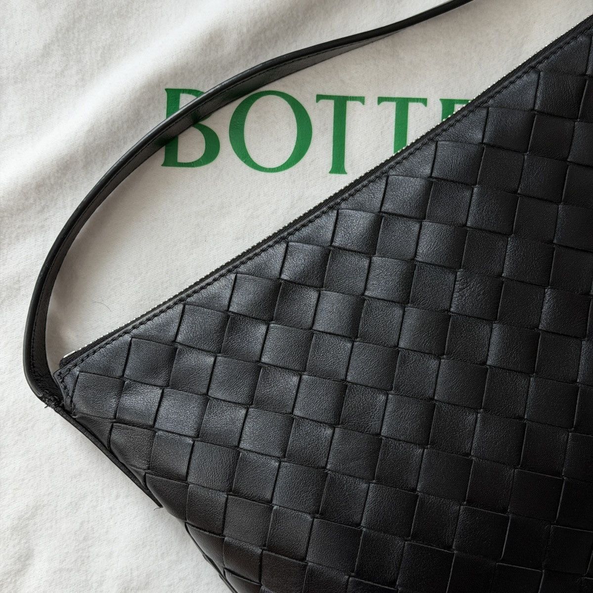 Bottega Veneta Bottega Veneta Virgule Bag, Small, Black Calfskin Size ONE SIZE - 5 Thumbnail