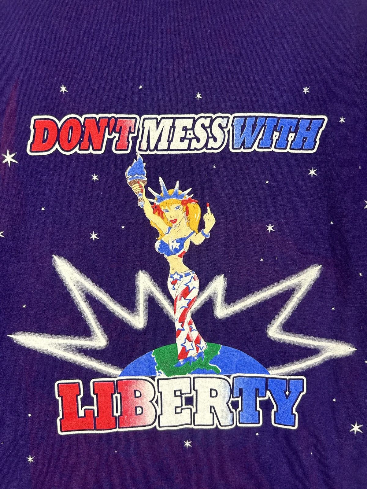 Vintage Vintage Liberty Art “Dont Mess With Liberty” Fucking Symbol Size US L / EU 52-54 / 3 - 4 Thumbnail