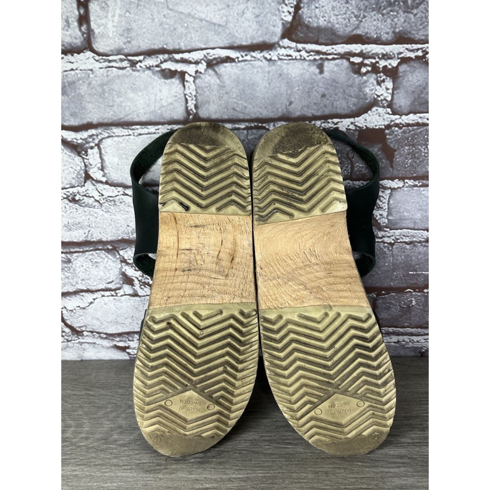 Swedish Hasbeens Swedish Hasbeens Black Leather T-Strap Wooden Clogs Shoes Wo Size US 10.5 / IT 40.5 - 8 Thumbnail