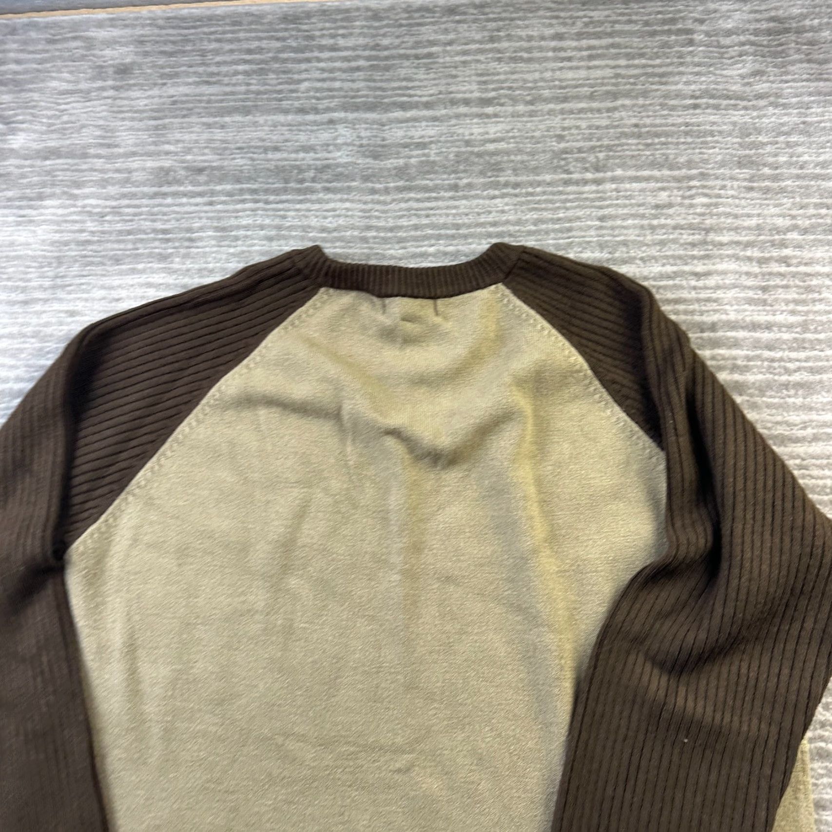 Vintage VINTAGE Whispering Smith Sweater Mens Large Beige Tan Surfwear Grunge Y2K Pullover Crew Neck Long Sleeve Knit Solid Logo Size US L / EU 52-54 / 3 - 4 Thumbnail