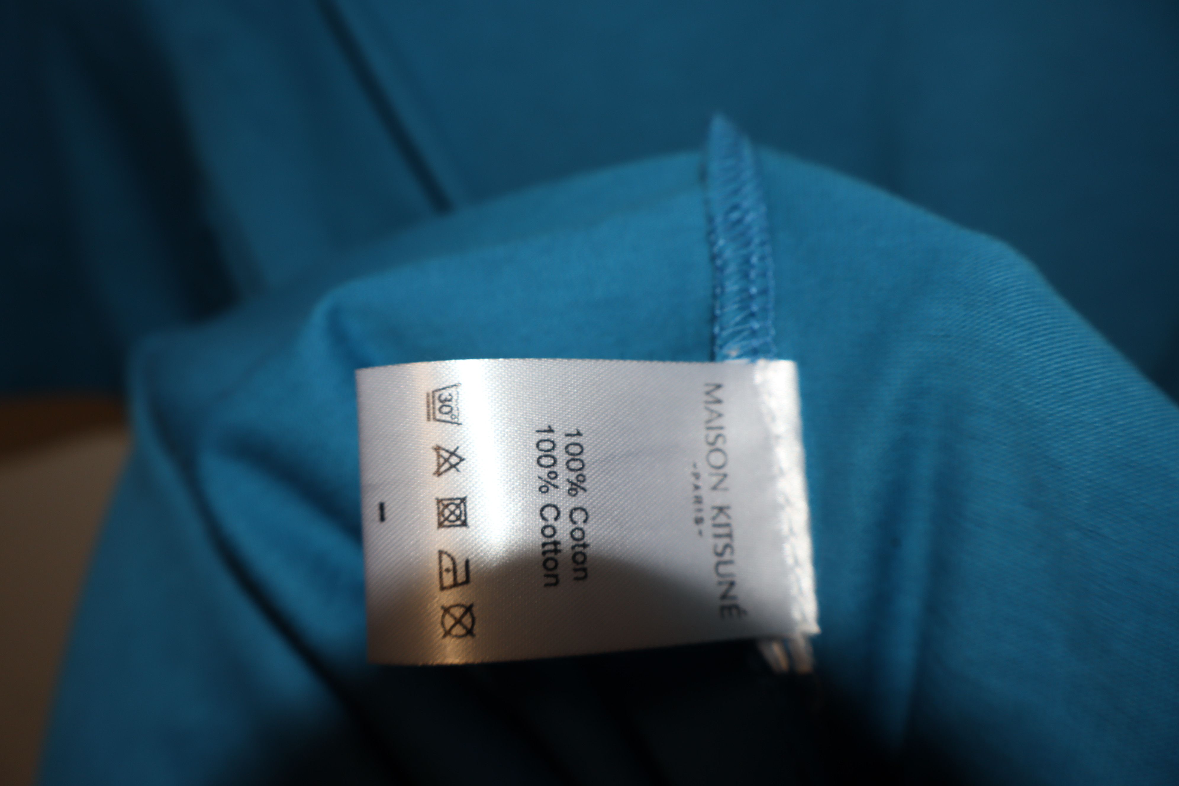 Maison Kitsune TRICOLOR FOX PATCH COMFORT TEE SHIRT Size US L / EU 52-54 / 3 - 6 Thumbnail