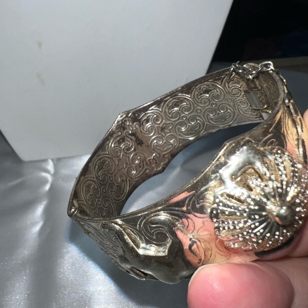 Vintage Silver Plated Vintage Hamsa and Camel Ethnic Cuff Bracelet Size ONE SIZE - 11 Thumbnail