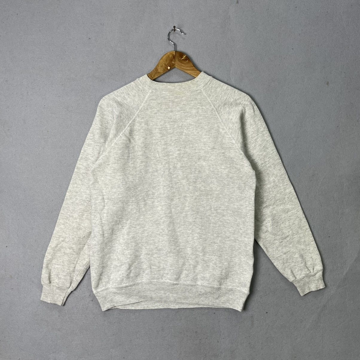 Hanes Champion Embroidered Logo Crewneck Sweatshirt – Grey (Size M Size US M / EU 48-50 / 2 - 7 Thumbnail