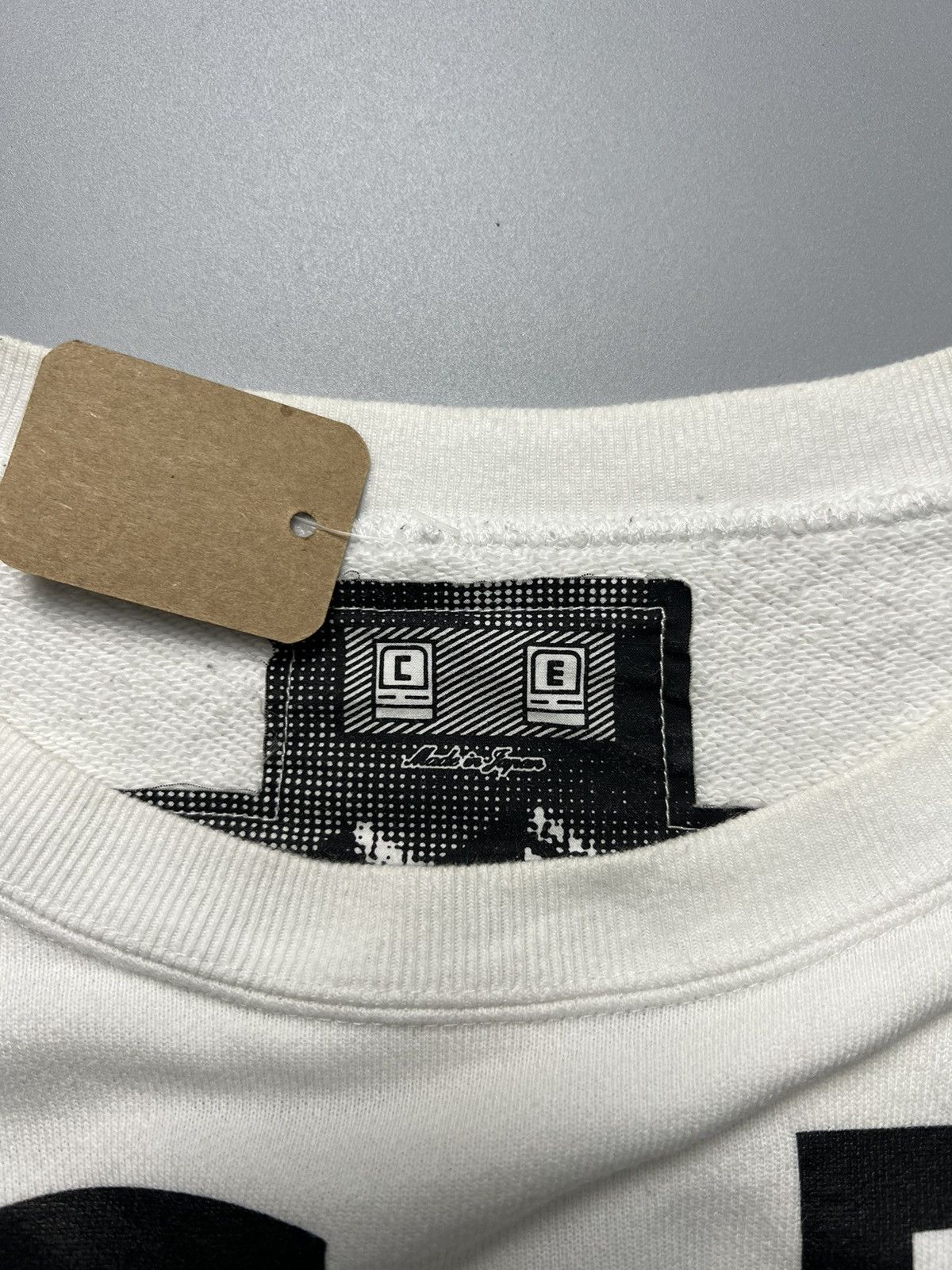 Cav Empt Cav Empt Crewneck "Embrace The Rain Art" Size US M / EU 48-50 / 2 - 4 Thumbnail