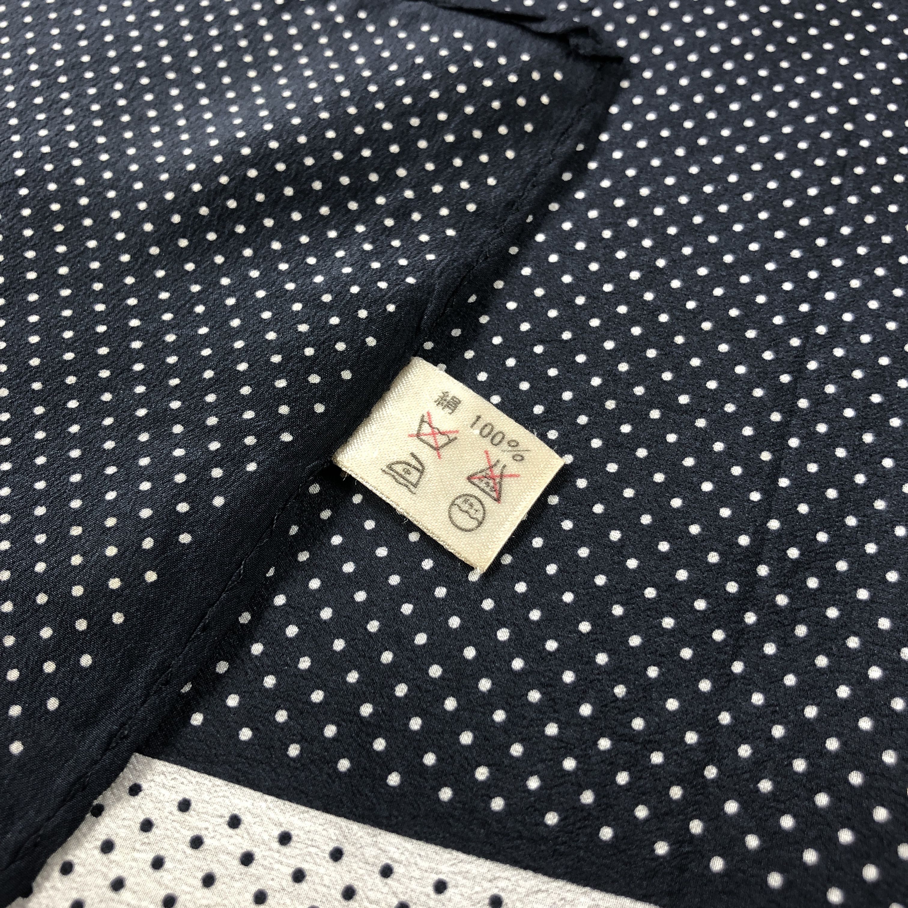 Japanese Brand Vintage Luxury Polka Dots Silk Scarf M1274 Size ONE SIZE - 5 Thumbnail