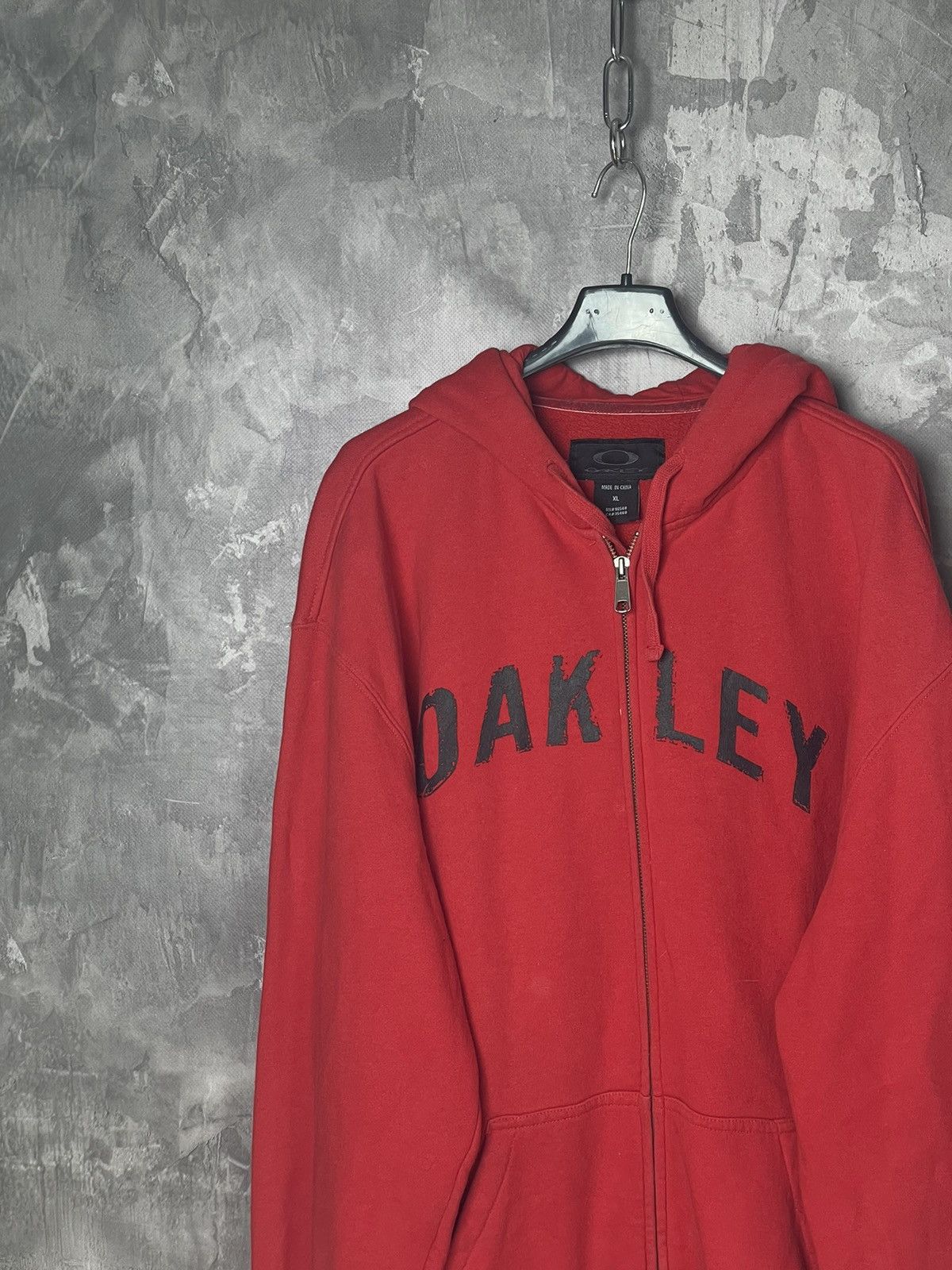 Oakley × Vintage Oakley Vintage Hoodie 2000s Y2K Big Logo Style Retro Size US XL / EU 56 / 4 - 3 Thumbnail