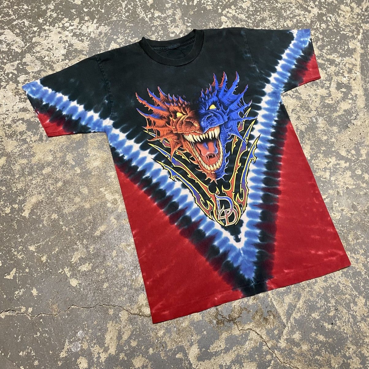 Liquid Blue × Universal Studios × Vintage Vintage Dragon Flame Dueling Dragons Universal Studios Tshir Size US S / EU 44-46 / 1 - 9 Thumbnail