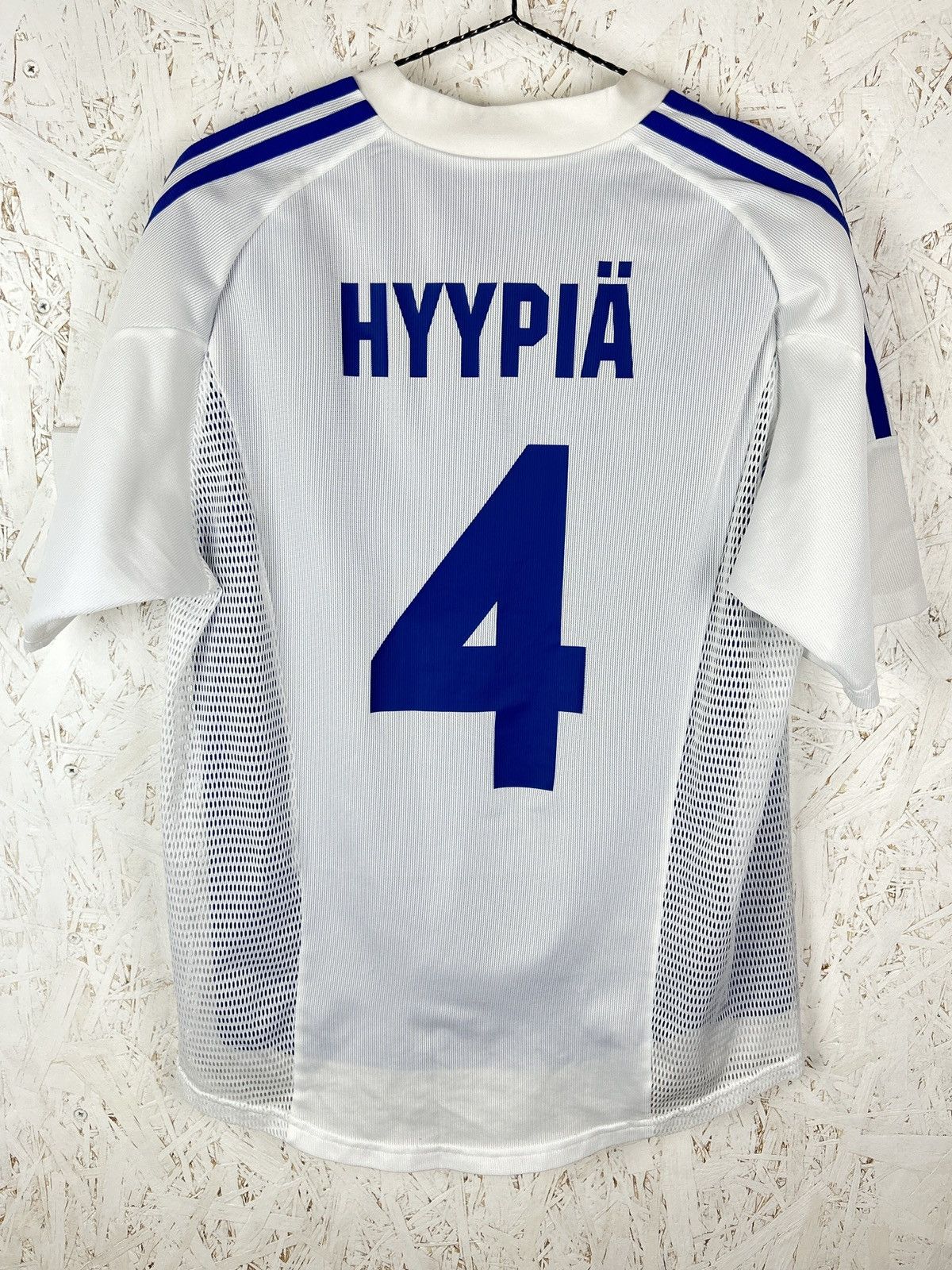 Adidas 00s Adidas Finland #4 Sami Hyypia 2002/03 Home Soccer Jersey Size US M / EU 48-50 / 2 - 1 Thumbnail