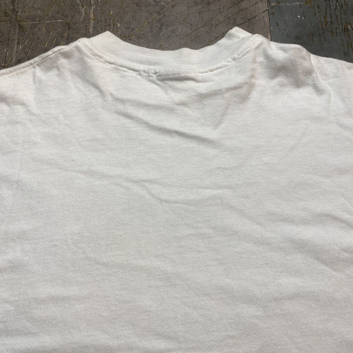 Vintage Vintage 90s Disney Aladdin Tee Size US M / EU 48-50 / 2 - 6 Thumbnail