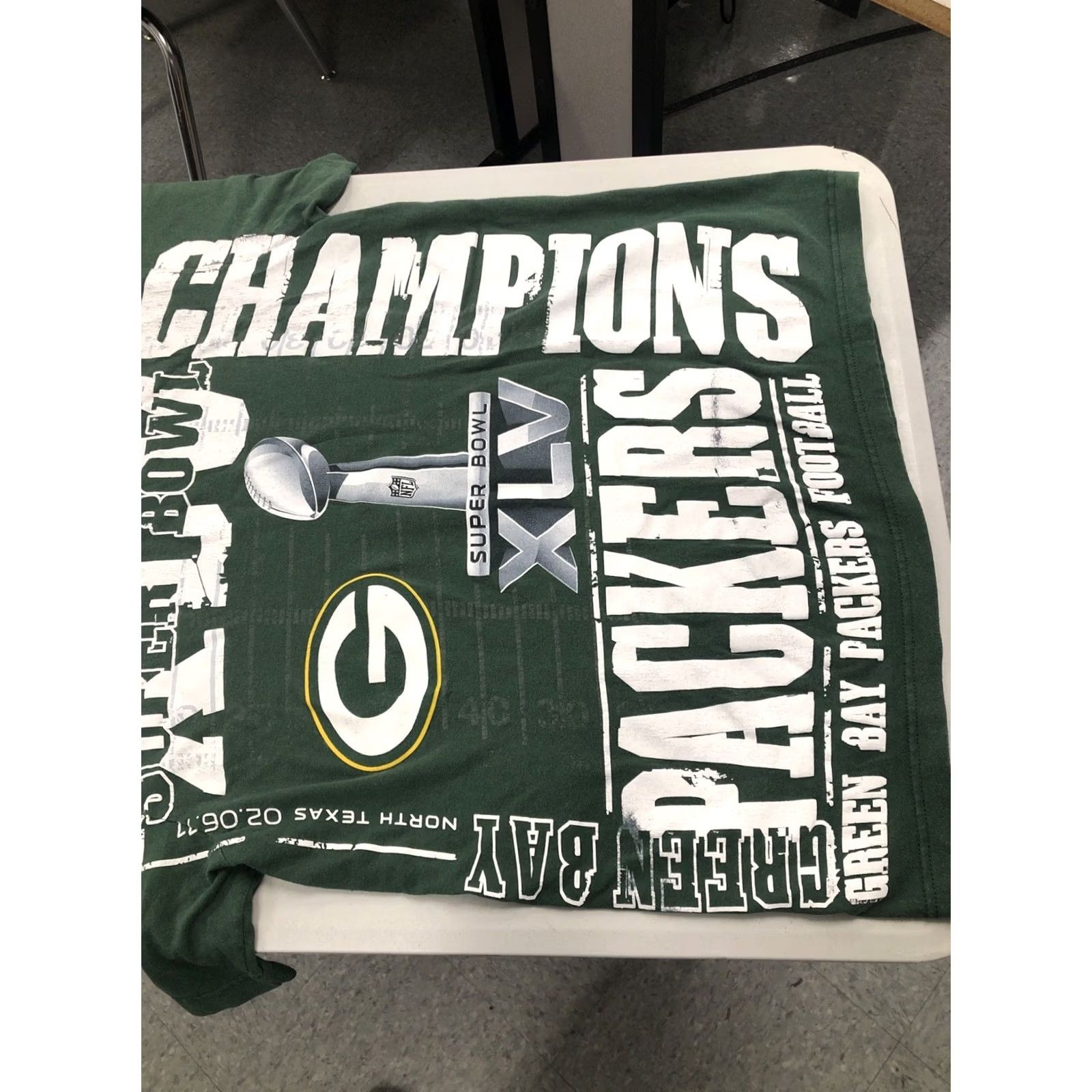 Reebok Rare Green Bay Packers Super Bowl Champions T-Shirt Sz Large XLV 2011 Reebok Green Men Crew Neck Short Sleeve Cotton Graphic Tee Sports Vintage N/A Size US L / EU 52-54 / 3 - 3 Thumbnail