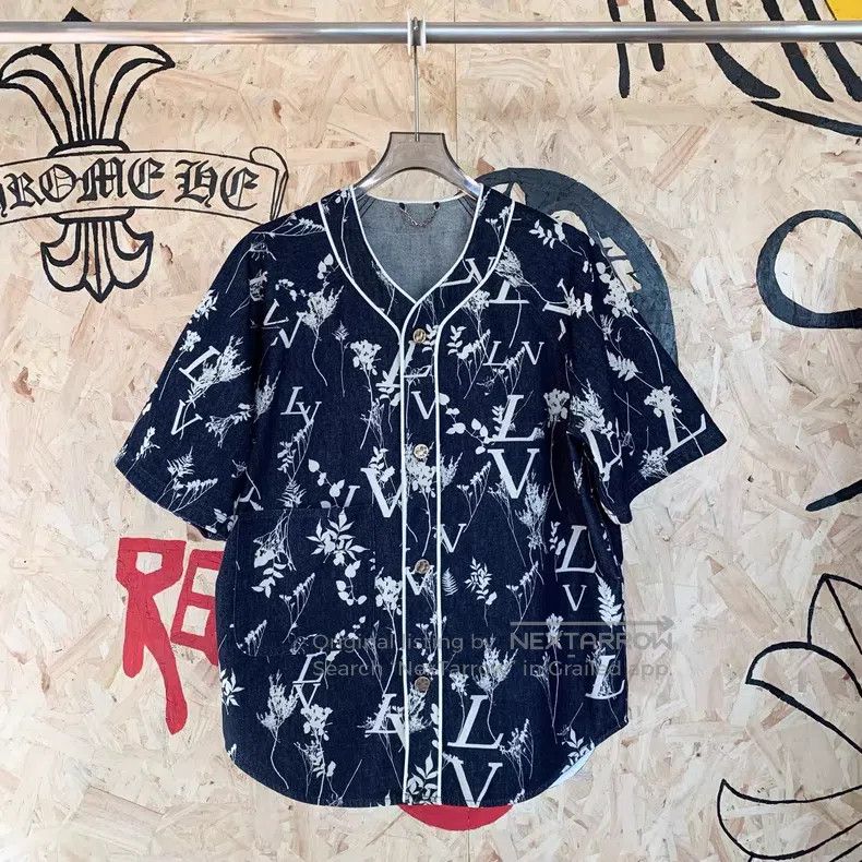 Louis Vuitton Louis Vuitton Wheat-ear printed denim classic short sleeve Size US L / EU 52-54 / 3 - 1 Thumbnail