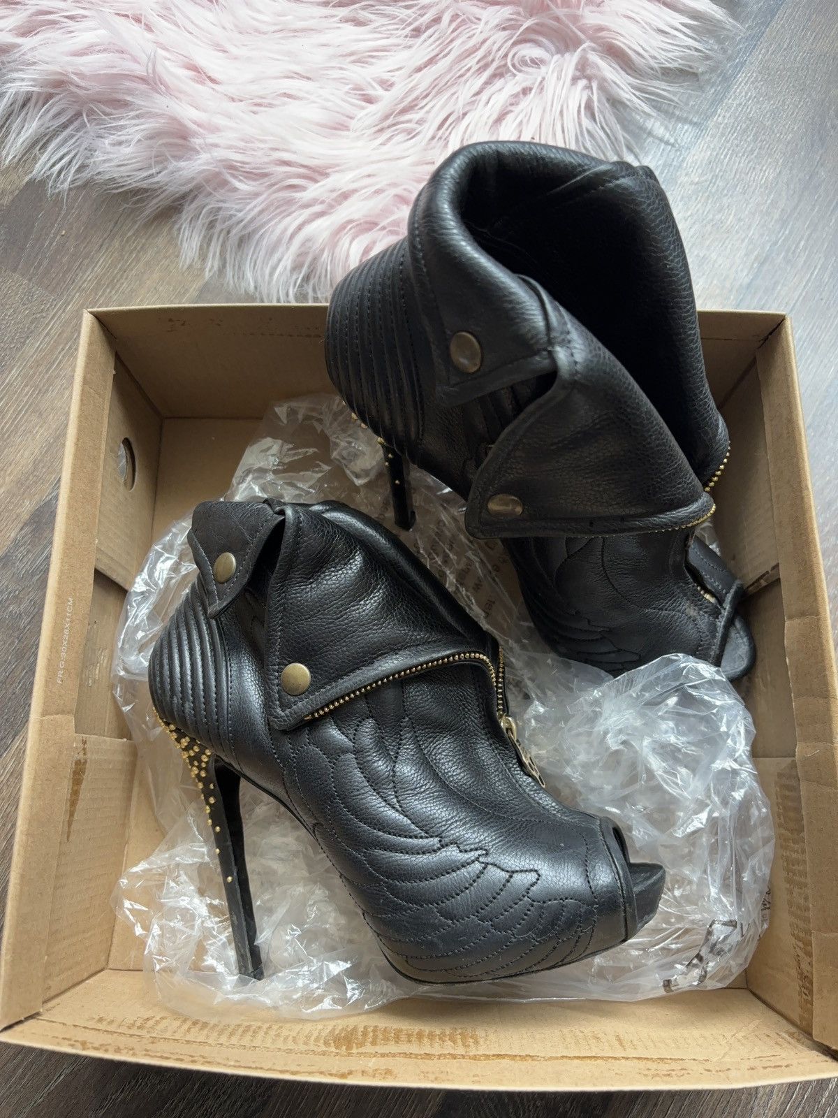 Alexander McQueen × Vintage ALEXANDER MCQUEEN SKULL HEELS LEATHER ARCHIVE SHOES BOOTS Size US 8 / IT 38 - 4 Thumbnail