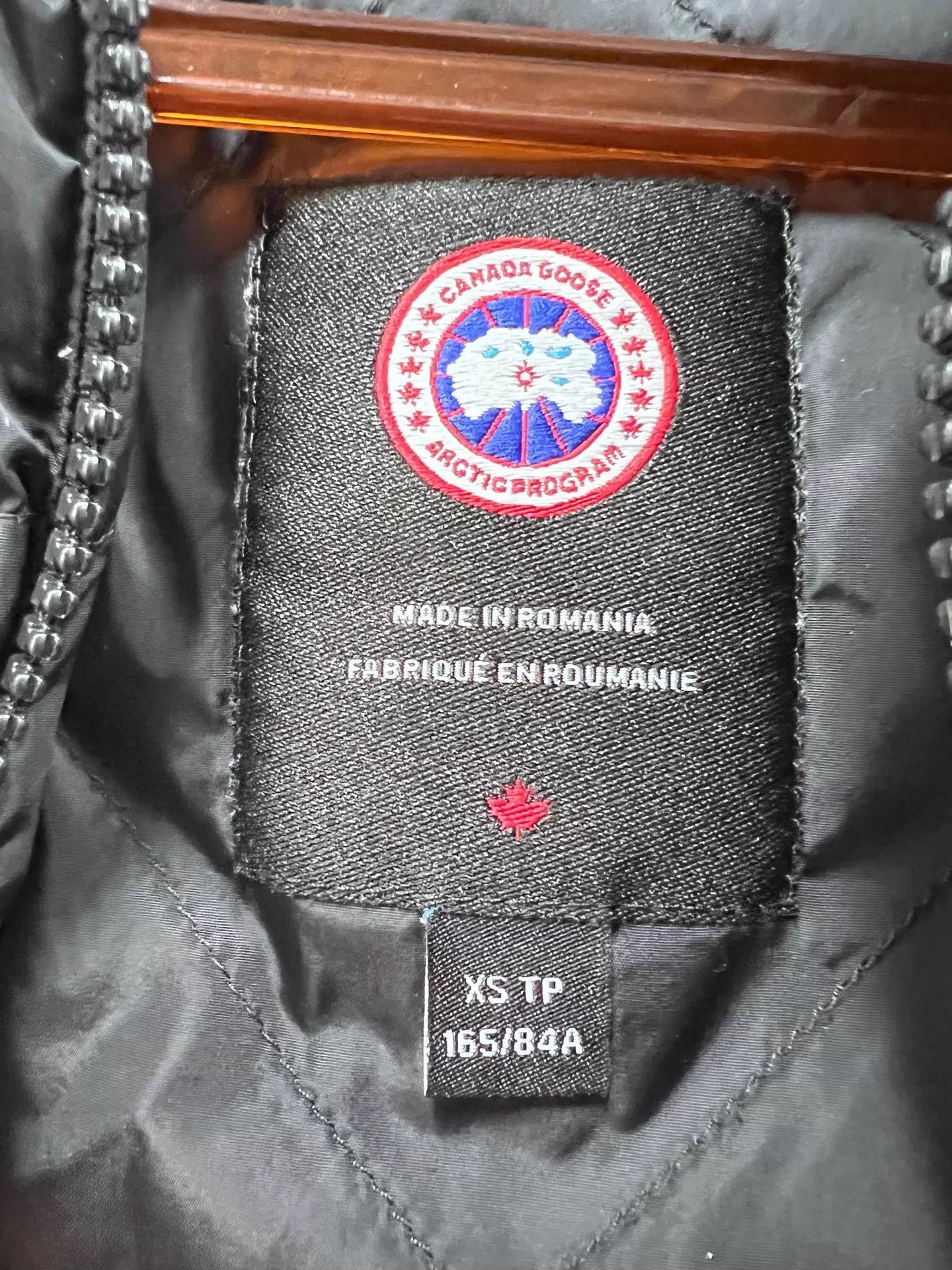 Canada Goose Canada Goose HyBridge Black Label Down Short Puffer XS Size XS / US 0-2 / IT 36-38 - 3 Thumbnail