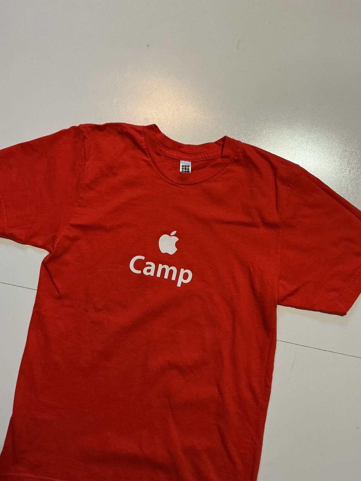Apple Apple Camp The Learning Is On Us American Apparel T-Shirt Size US S / EU 44-46 / 1 - 3 Thumbnail