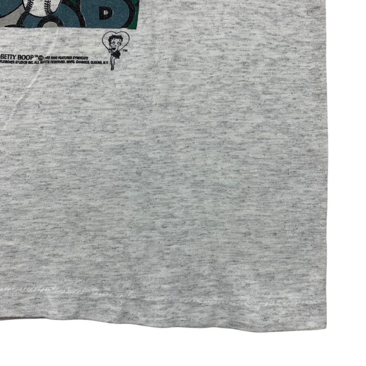 Cartoon Network × Changes × Vintage Vintage 90s BETTY BOOP x OAKLAND ATHLETICS Big printed tee Size US L / EU 52-54 / 3 - 9 Thumbnail