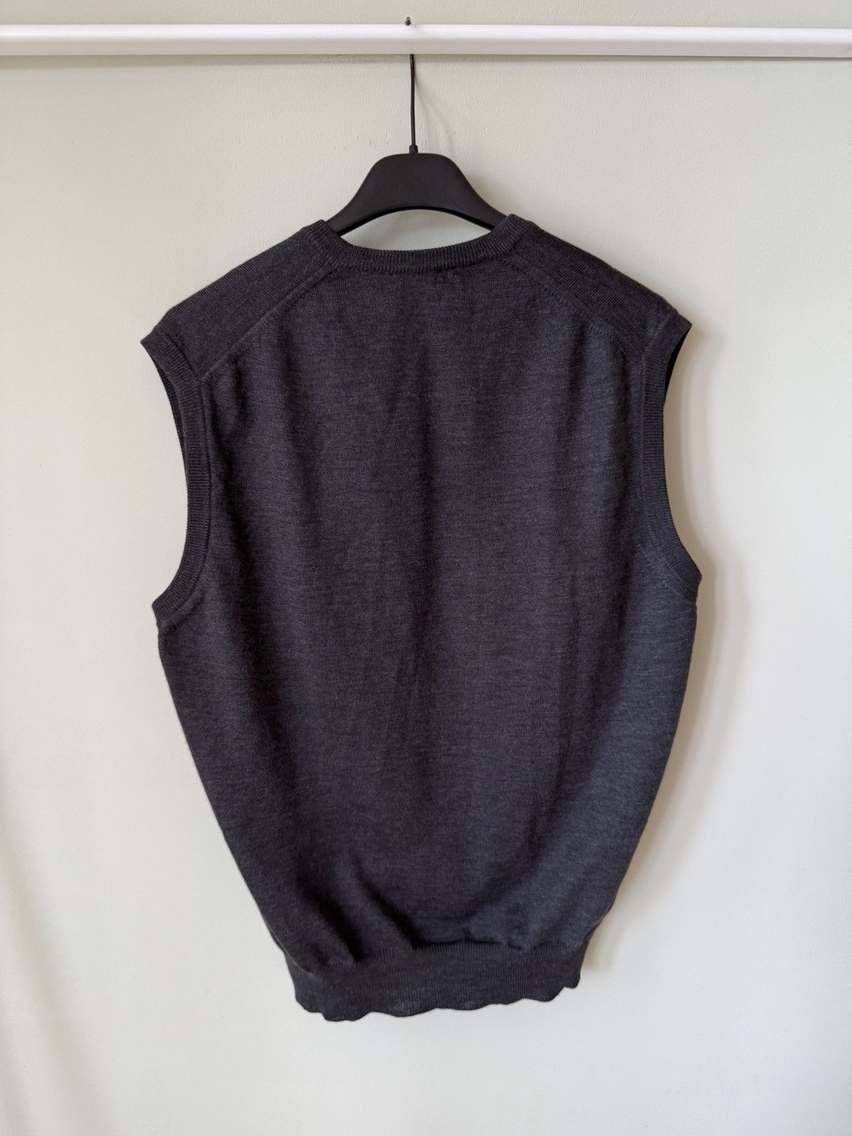 Gran Sasso Gran Sasso wool v neck vest gilet Size US S / EU 44-46 / 1 - 2 Thumbnail
