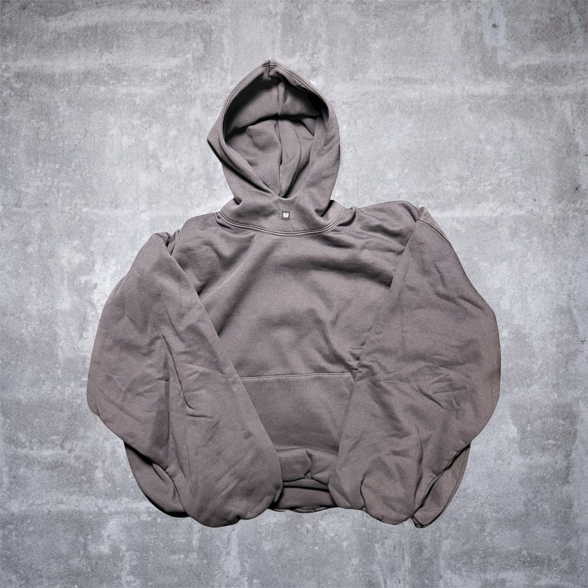 Balenciaga × Gap × Kanye West Yeezy Gap Logo Shrunken Dark Grey 