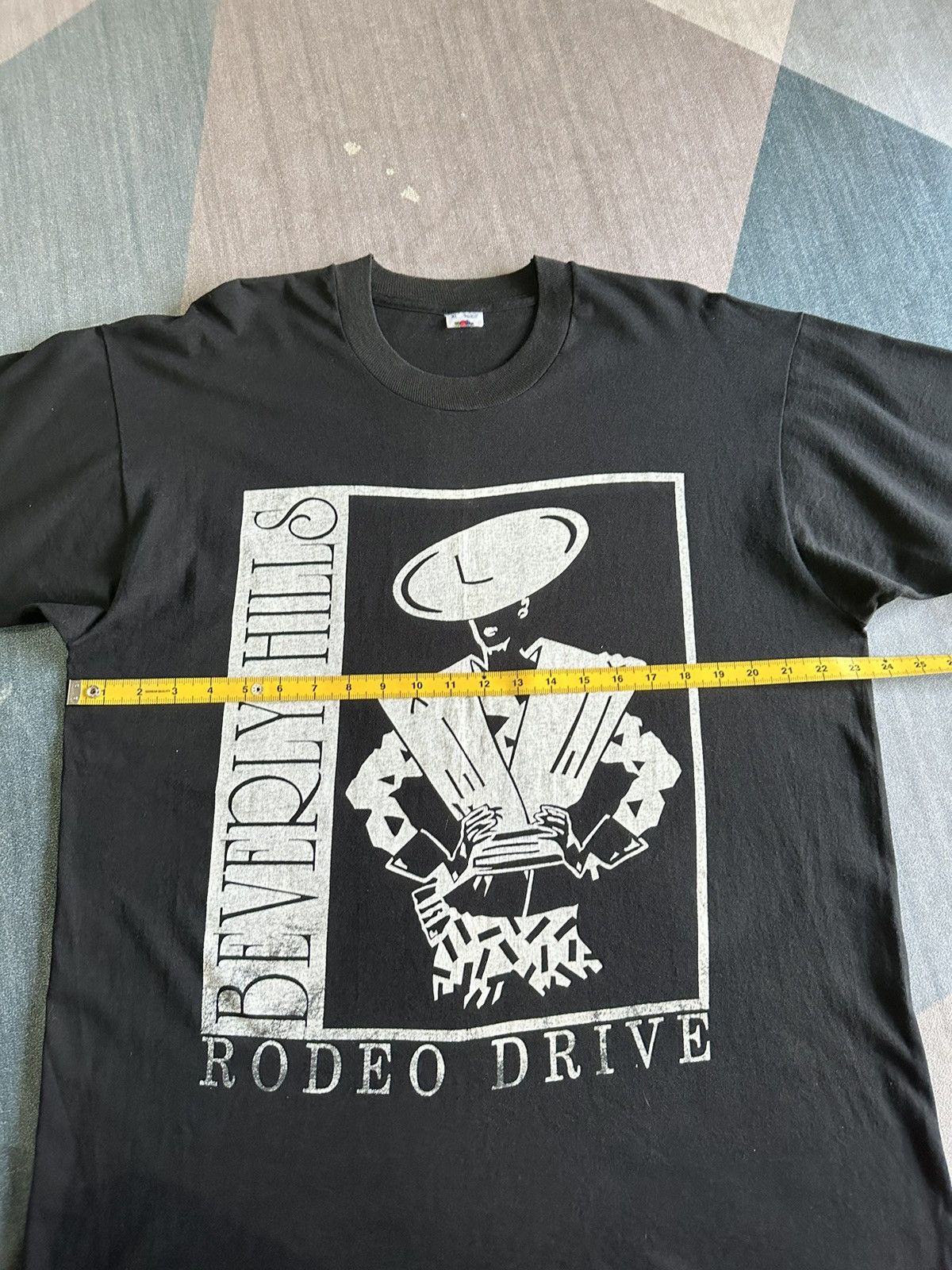 Vintage Vintage 90s Beverly Hills Rodeo Drive Usa Tee A161 Size US L / EU 52-54 / 3 - 5 Thumbnail