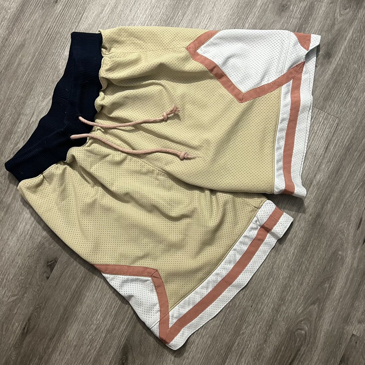 Eric Emanuel Eric Emanuel OG Basketball Shorts 2016 Size US 34 / EU 50 - 1 Thumbnail