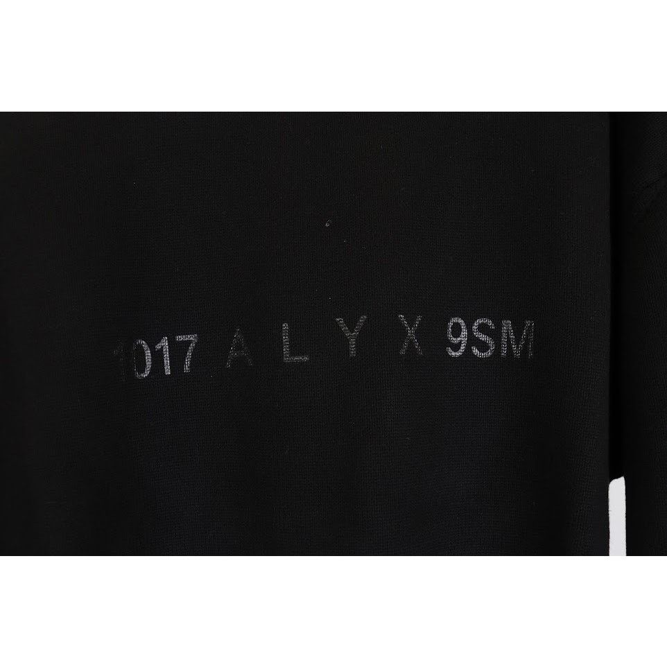 1017 ALYX 9SM o1rshd1 Logo Crewneck in Black Size US XL / EU 56 / 4 - 3 Thumbnail