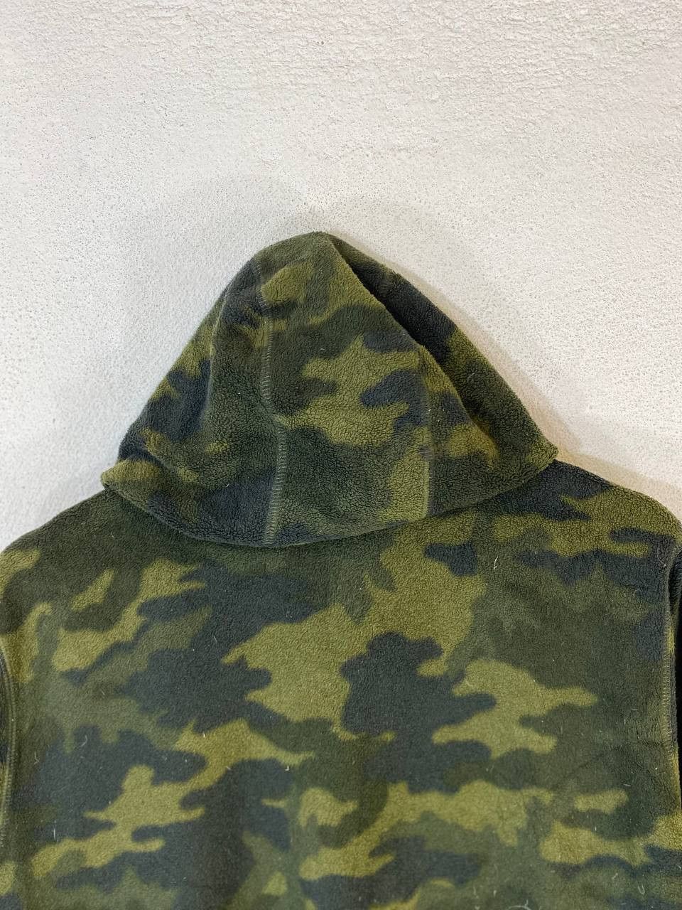 Japanese Brand uniqlo japanese brands camo fleece jacket nice design Size US M / EU 48-50 / 2 - 10 Thumbnail