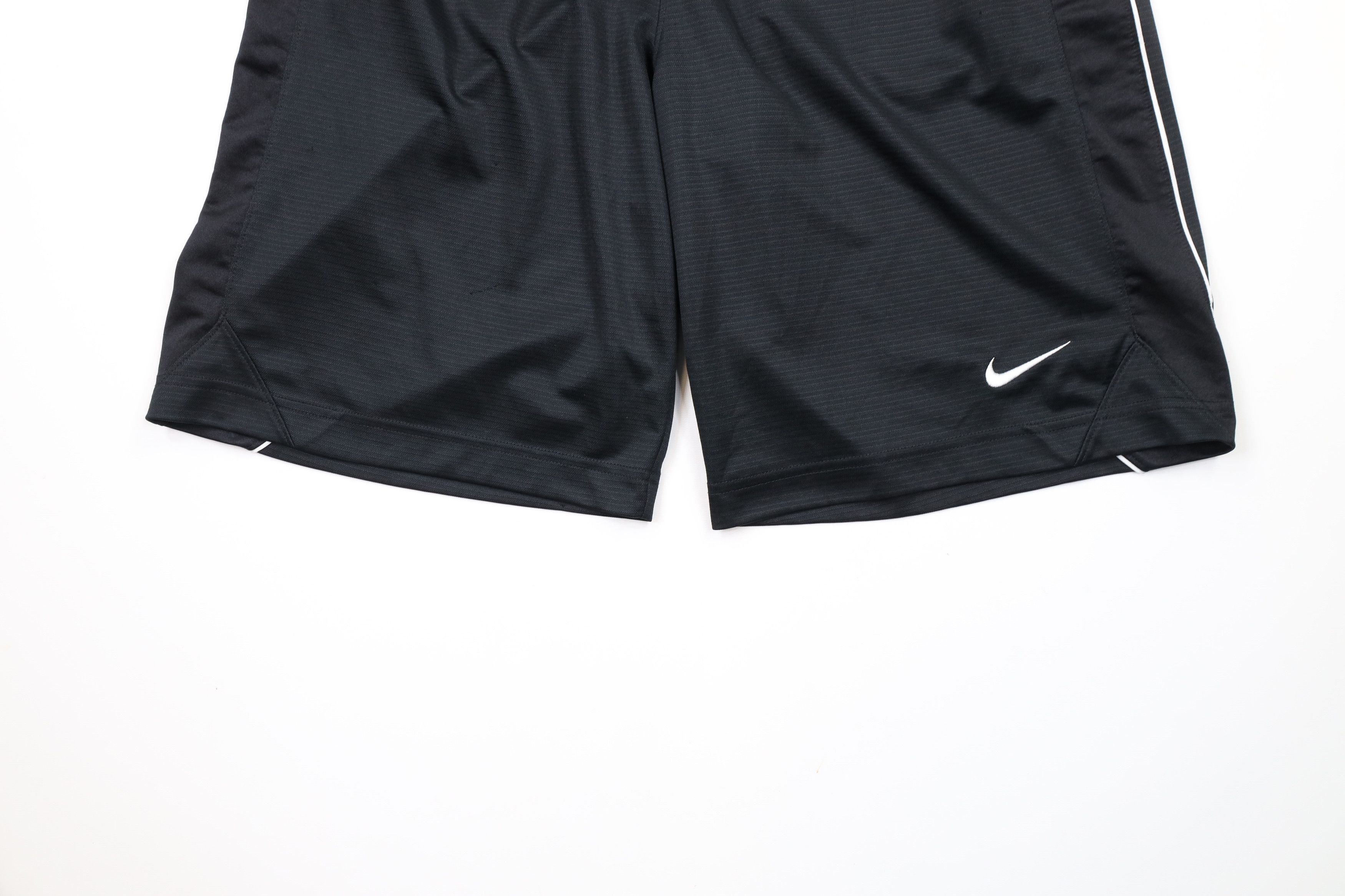 Nike × Vintage Vintage Nike Scott Mini Swoosh Gym Basketball Shorts Black Size US 32 / EU 48 - 4 Thumbnail