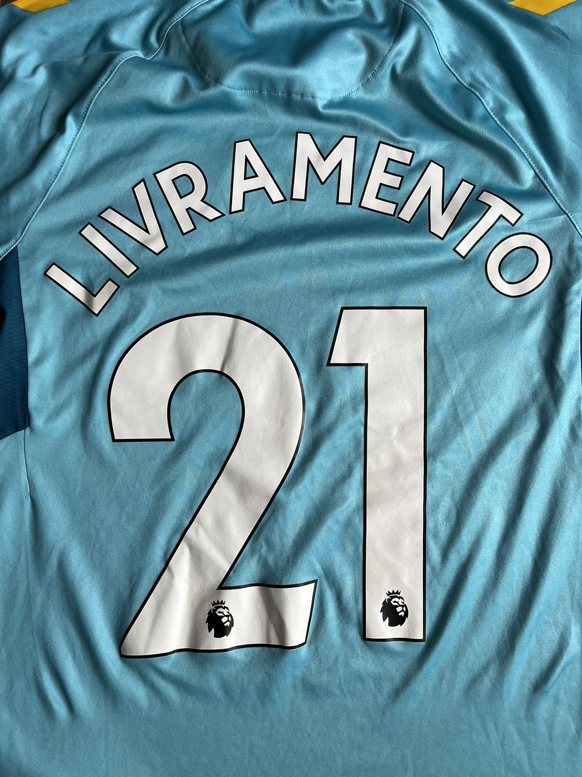 Hummel × Vintage HUMMEL Southampton 2022-2023 Away #21 Timo Livramento Shirt Size US S / EU 44-46 / 1 - 13 Thumbnail