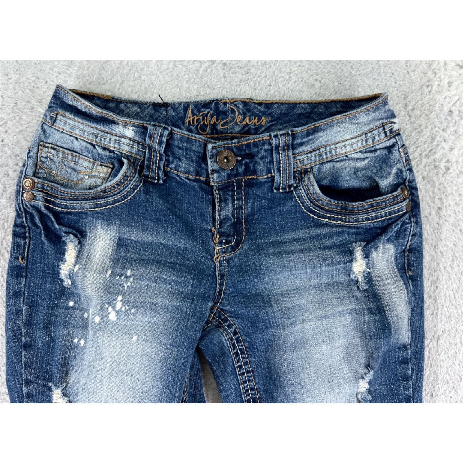 Vintage Ariya Jeans Blue Denim Distressed Flared Embroidered 5 Pocket Cotton Blend Womens Jeans Size 27" / US 4 / IT 40 - 6 Thumbnail