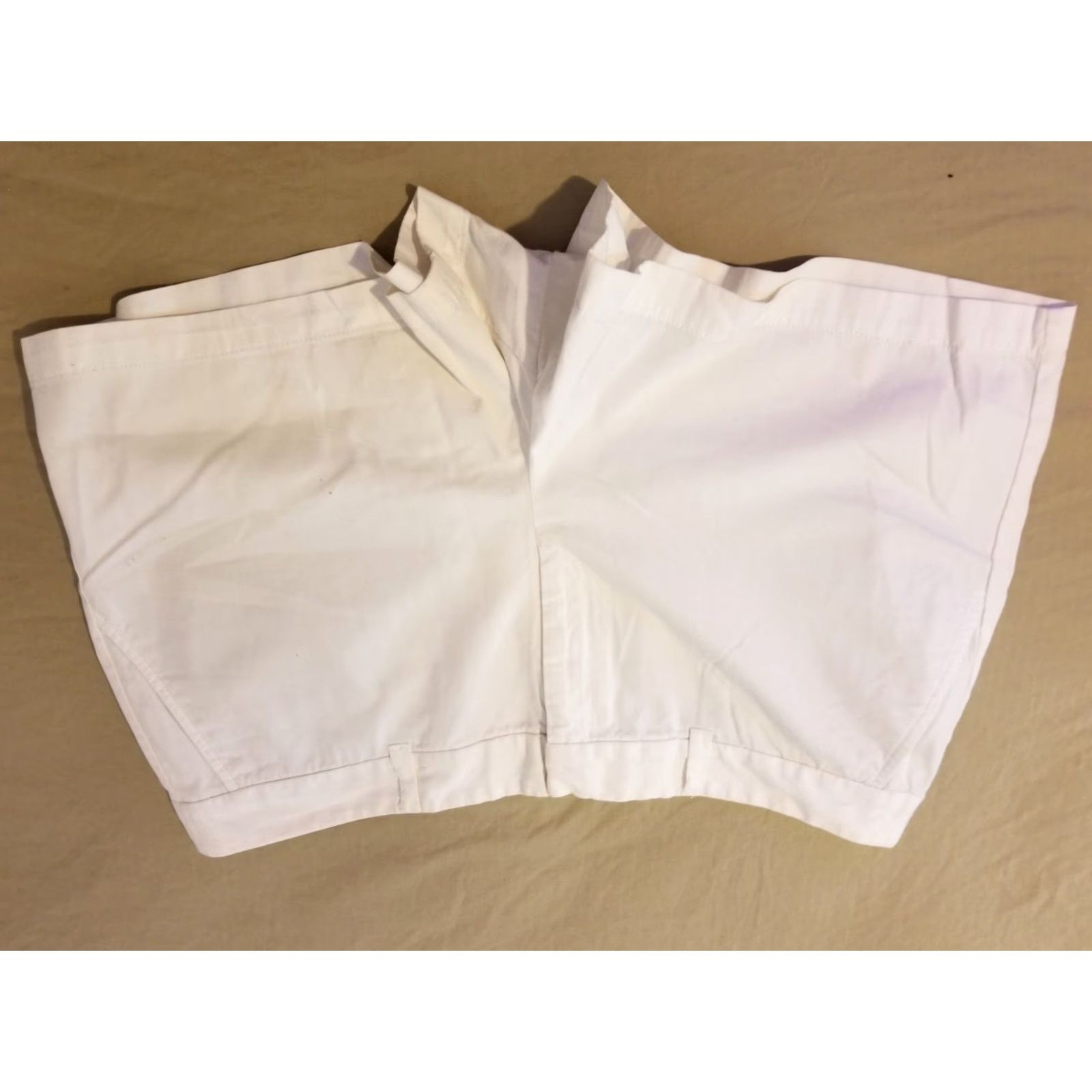 Ann Taylor Womens Ann Taylor Khaki Shorts 16 Cotton Chino Beige Regular Pocket Slash Front Chino Casual Spring Summer Womens 16 Cotton Chino Shorts Size 38" / US 16 / IT 52 - 2 Thumbnail