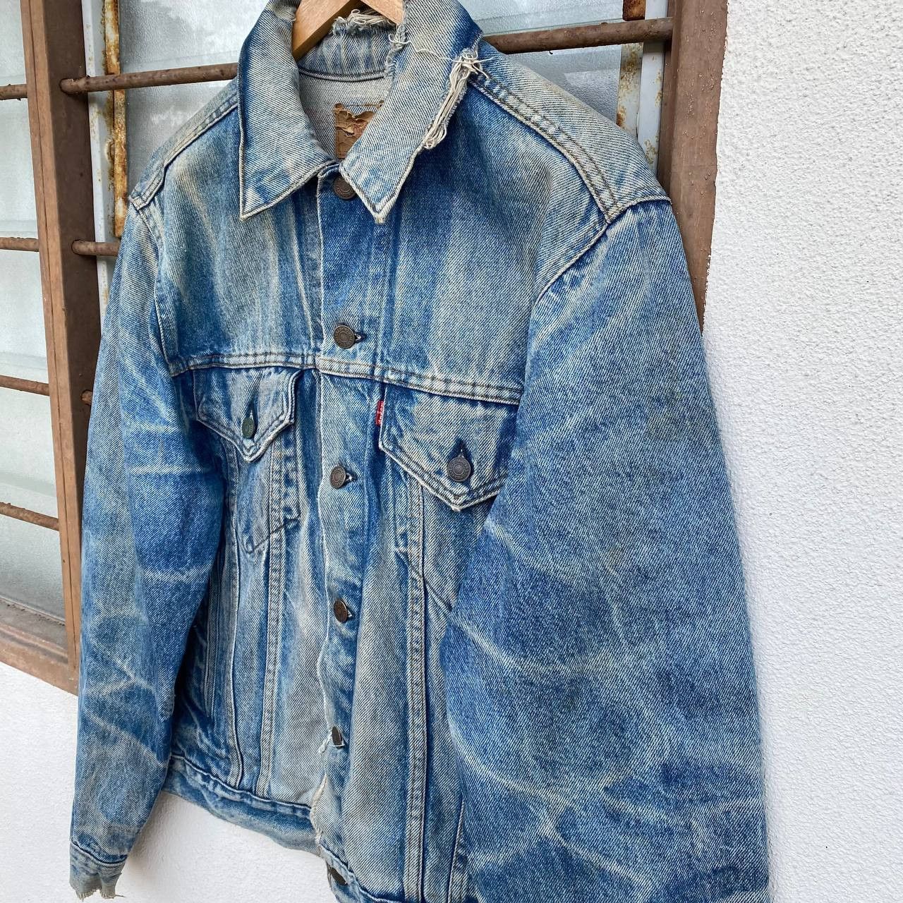 Levi's CRAZY PIECES LEVIS VINTAGE HONEYCOMBS FADED DISTRESSED DENIM Size US M / EU 48-50 / 2 - 17 Thumbnail