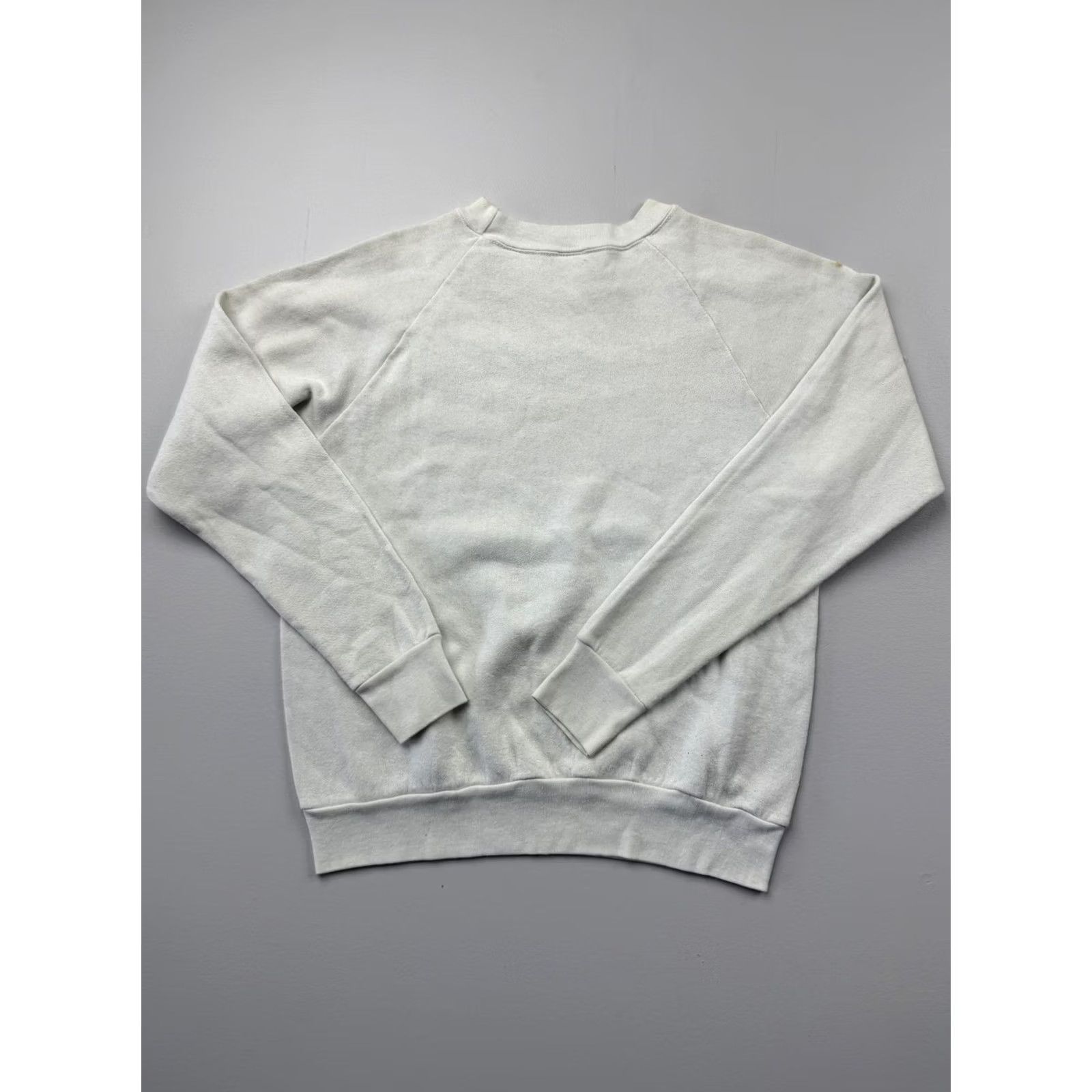 Vintage VINTAGE Sweatshirt Womens M White Pig Cartoon Fleece Crewneck VTG USA Regular Raglan Sleeve Cotton Polyester Graphic Print Size M / US 6-8 / IT 42-44 - 2 Thumbnail
