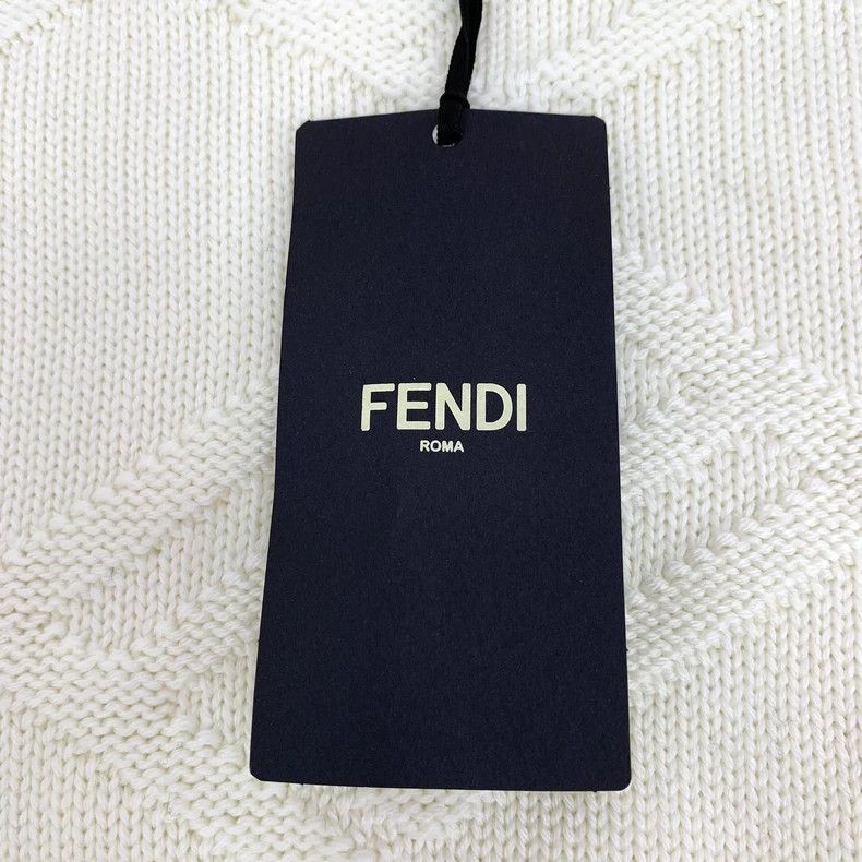 Fendi Beige Logo Embossed Knit Crewneck Sweater Size US S / EU 44-46 / 1 - 6 Thumbnail
