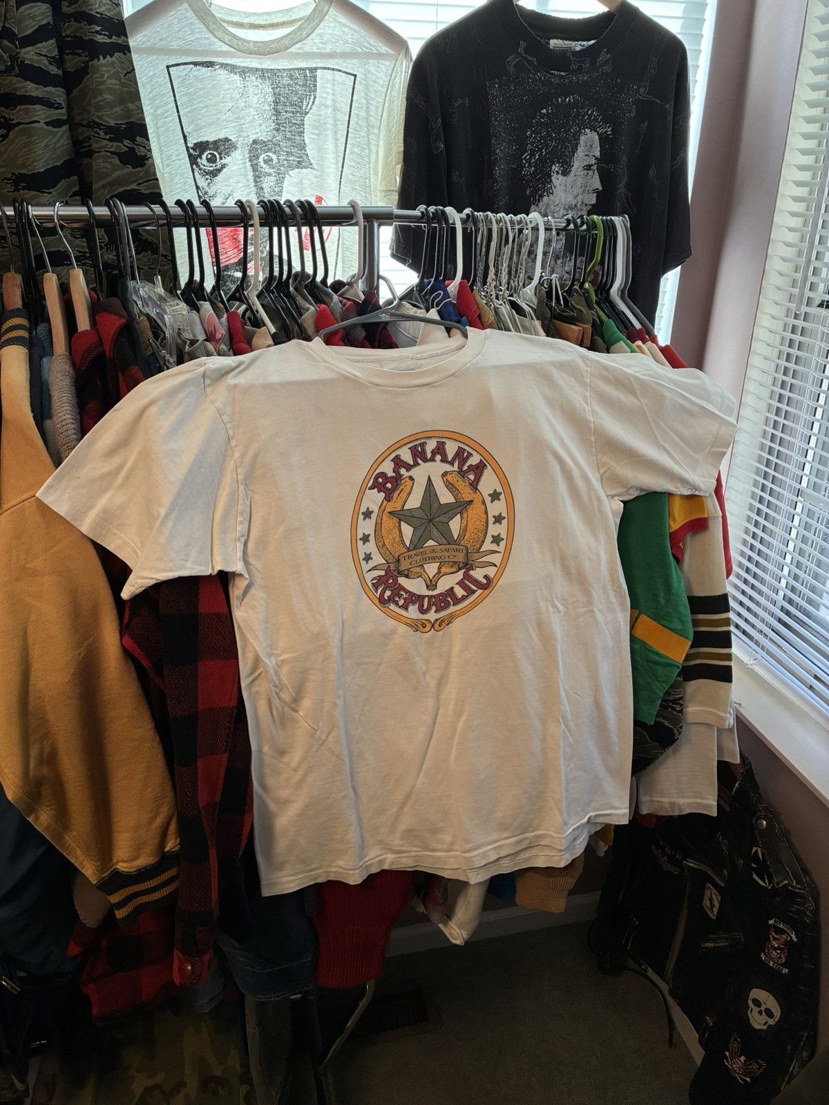 Banana Republic Vintage 80s Banana Republic tee shirt Size US L / EU 52-54 / 3 - 1 Thumbnail