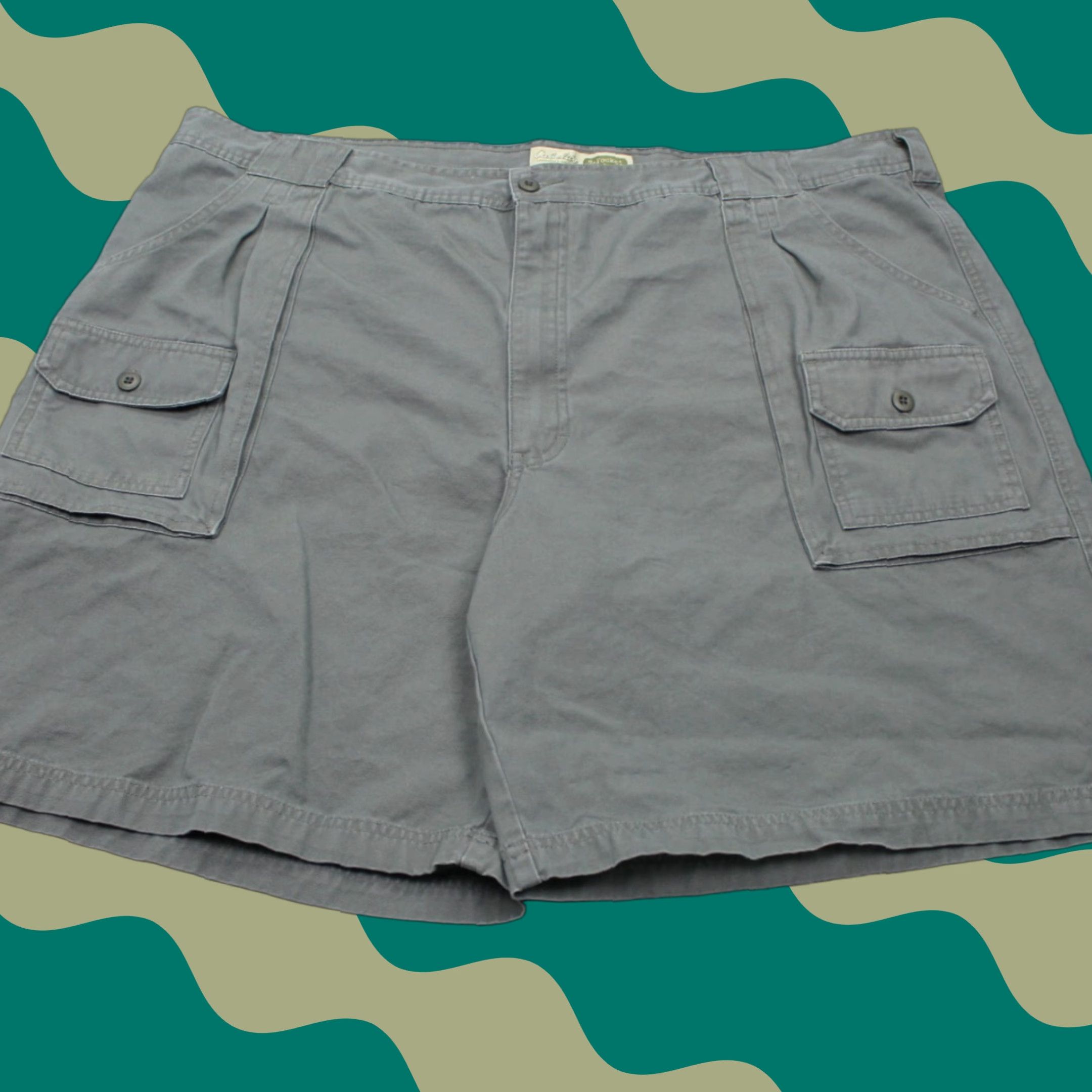 Vintage Cabela's Green 100% Cotton Cargo Shorts Mens 46 9" Inseam Pocket Pocket Canvas Regular Casual Workwear Vintage: No Size US 30 / EU 46 - 1 Thumbnail