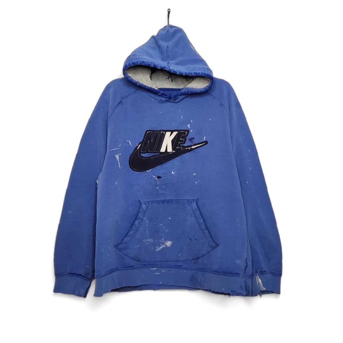Nike VINTAGE Nike Sweatshirt Shirt Unisex Adults One Size Blue Distressed Grunge Swoosh Thrash Pullover Size US M / EU 48-50 / 2 - 2 Thumbnail