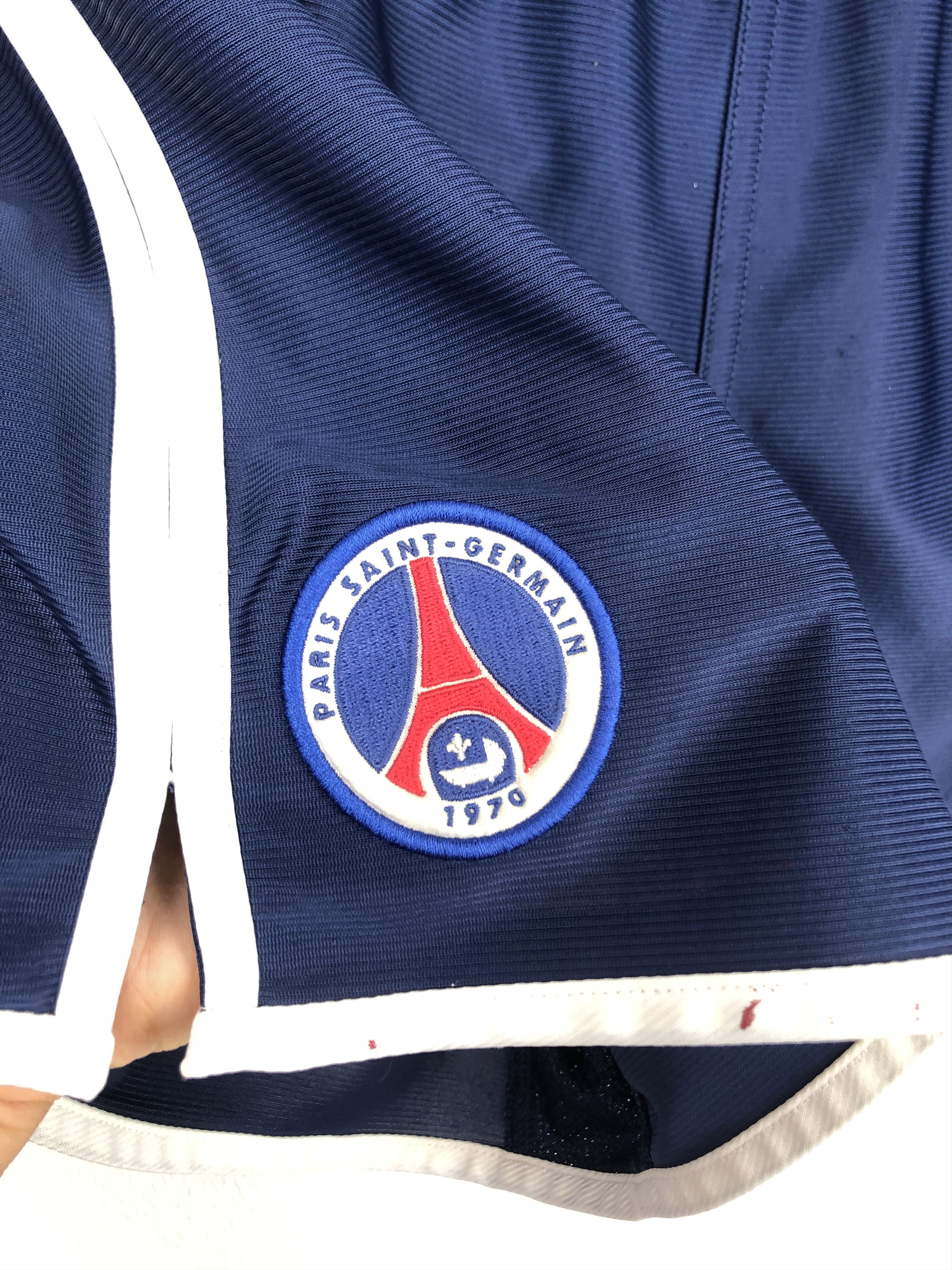 Nike Vintage Nike Paris Saint-Germain PSG Football Shorts Soccer Size US 32 / EU 48 - 4 Thumbnail