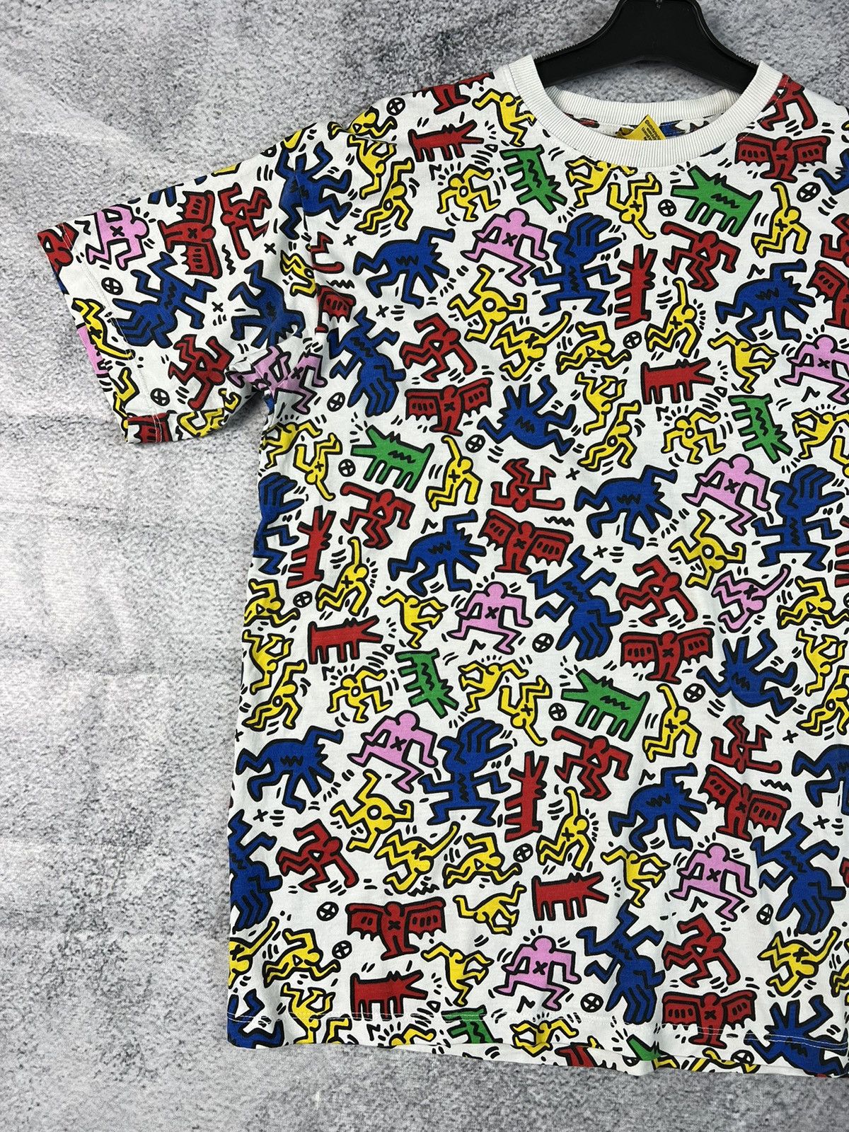 Designer Keith Haring overprint T-shirt Size US S / EU 44-46 / 1 - 4 Thumbnail