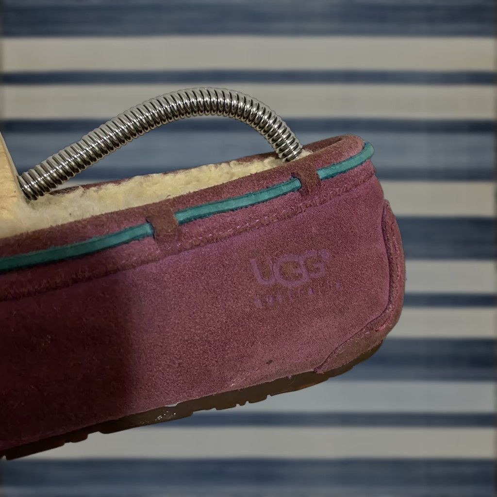 Ugg UGG Women's Dakota Moccasin Indoor Outdoor Slipper Purple Size 6 US 5296 Size ONE SIZE - 1 Thumbnail