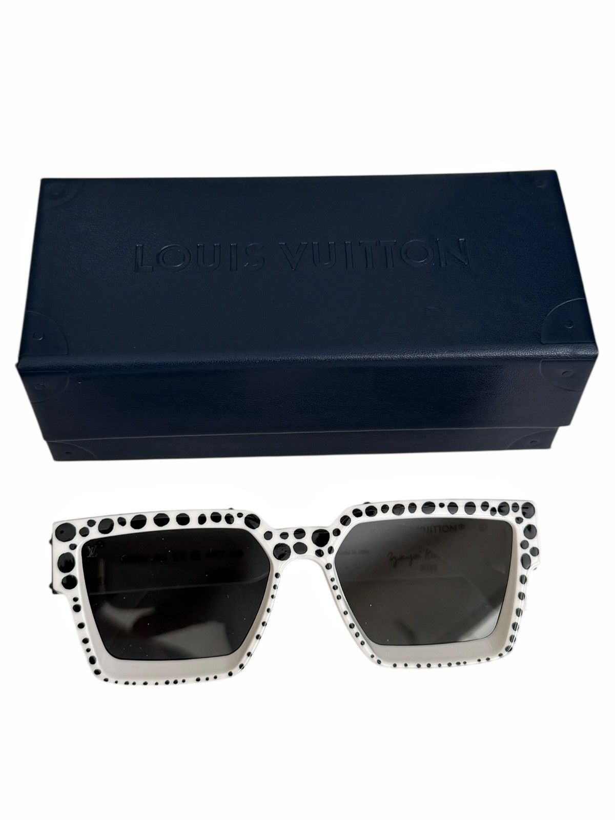 Louis Vuitton Yayoi Kusama 1.1 Millionaires Dot Sunglasses Size ONE SIZE - 3 Thumbnail