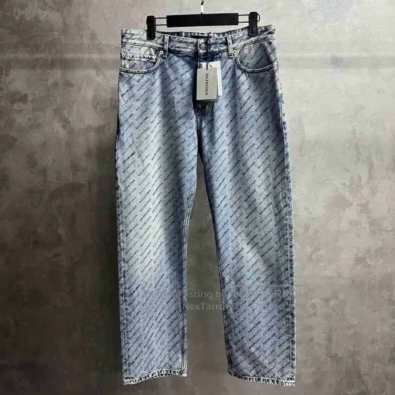Balenciaga Balenciaga size S Ice blue water-washed distressed oversiz Size US 30 / EU 46 - 1 Thumbnail