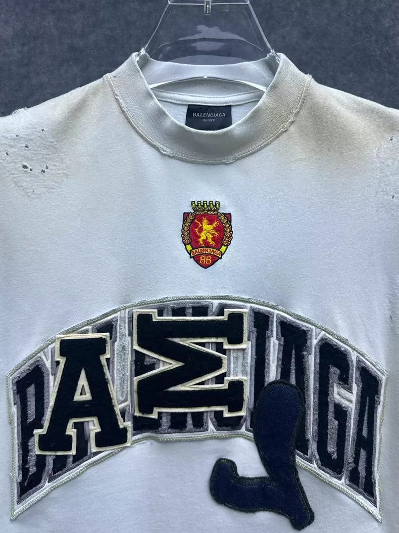 Balenciaga Balenciaga Balenciaga SS23 Embroidered Logo TShirt -2507 Size US L / EU 52-54 / 3 - 8 Thumbnail