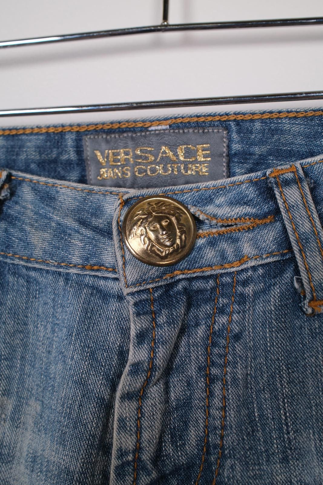 Versace Jeans Couture 90's Versace Jeans Couture Distressed Logo Straight-Leg Jean Size 28" / US 6 / IT 42 - 8 Thumbnail