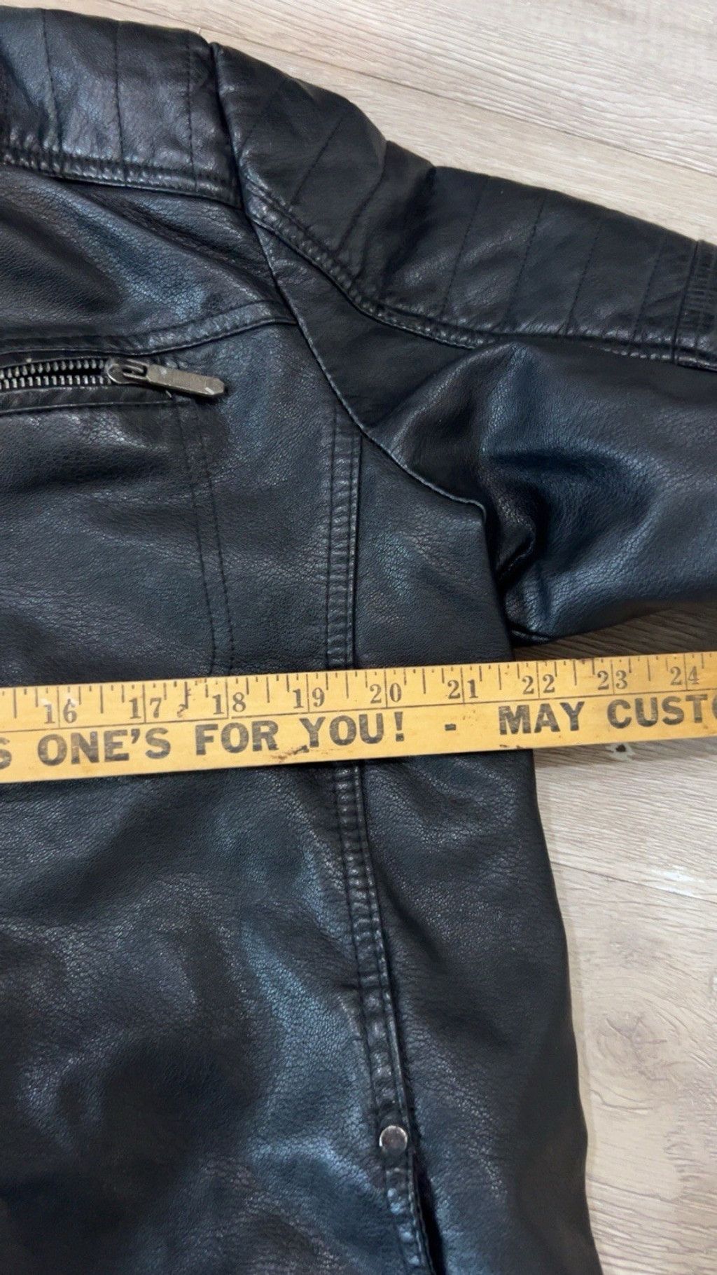 Other American Breed Black Leather Jacket with cozy lining For Men Size US XL / EU 56 / 4 - 8 Thumbnail