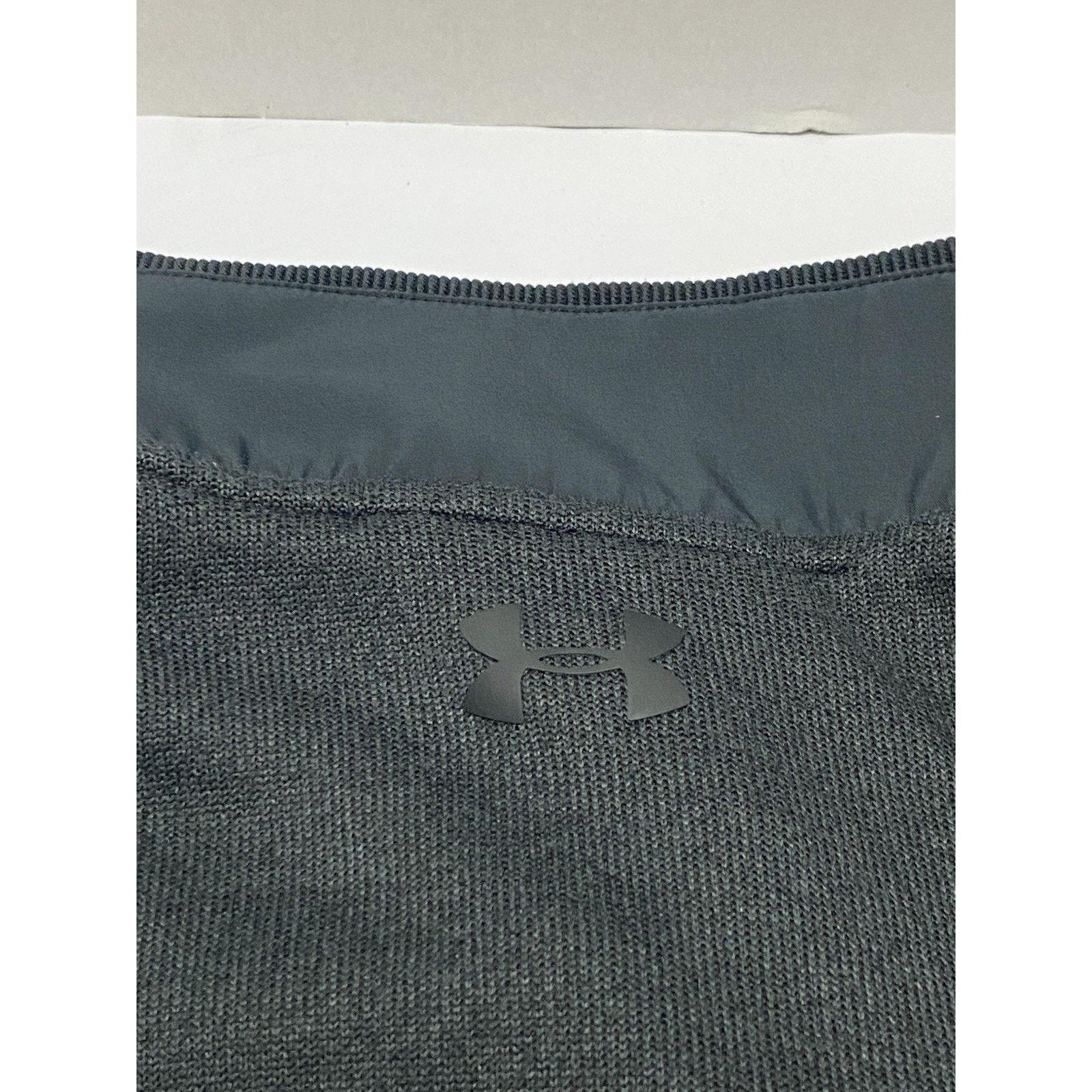 Under Armour UA Size M Loose Fit 1/4 Button Sweater Golf Gray Coldgear Size US M / EU 48-50 / 2 - 10 Thumbnail