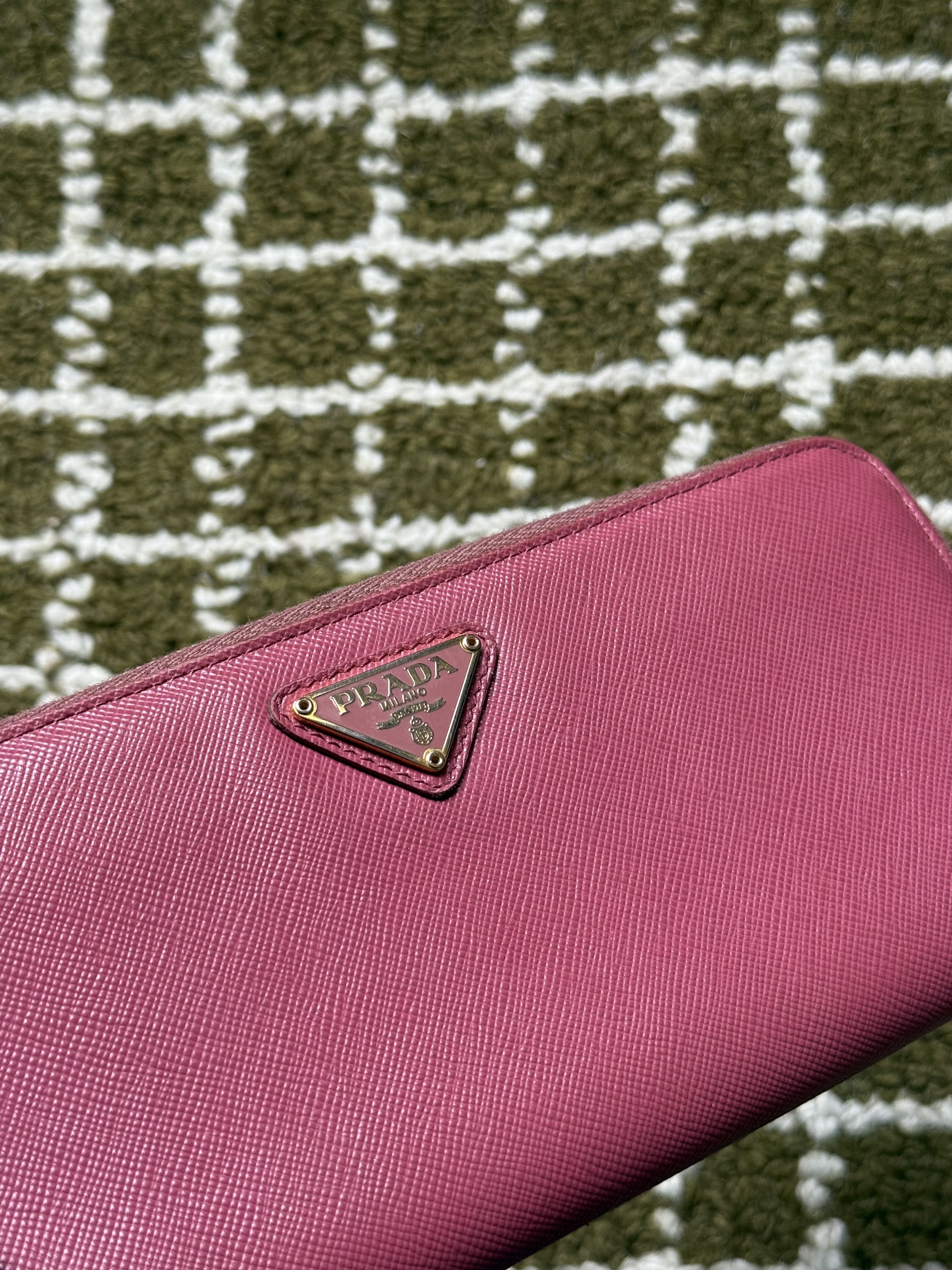 Prada Prada Saffiano Triangle Logo L-Zip Long Wallet Pink Size ONE SIZE - 7 Thumbnail