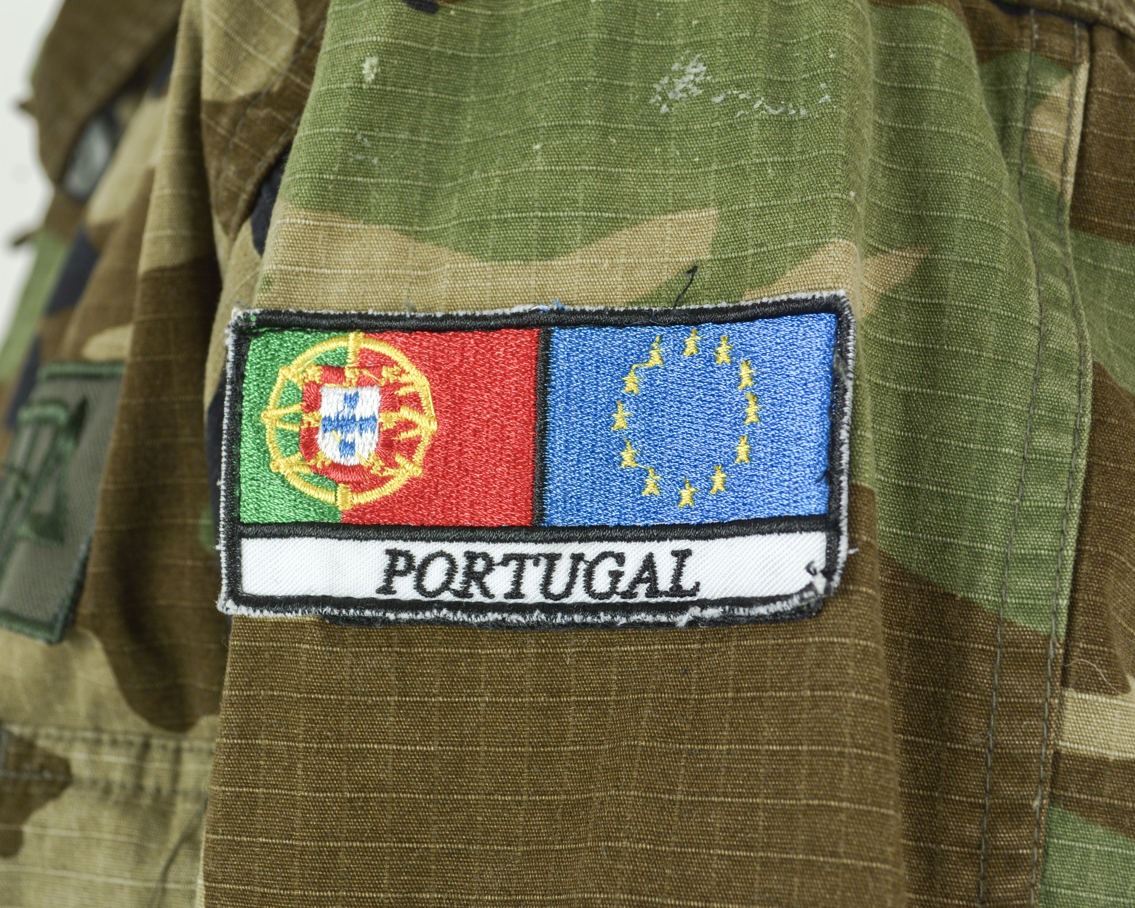 Vintage Portuguese M Field Cargo Jacket Army Military Coat Portugal Size US M / EU 48-50 / 2 - 7 Thumbnail