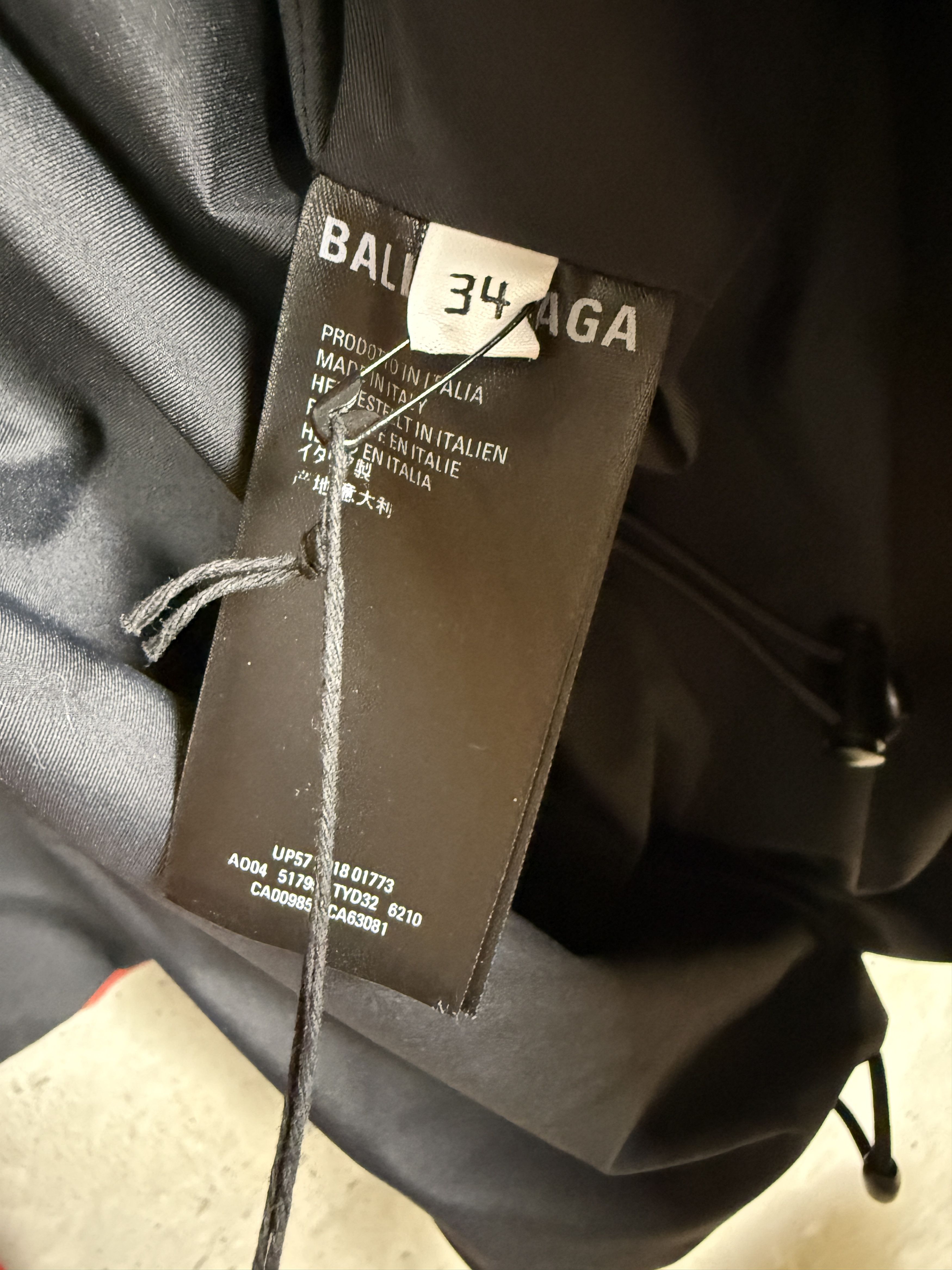Balenciaga $2914 Balenciaga Ruby Swing Parka Size US S / EU 44-46 / 1 - 5 Thumbnail