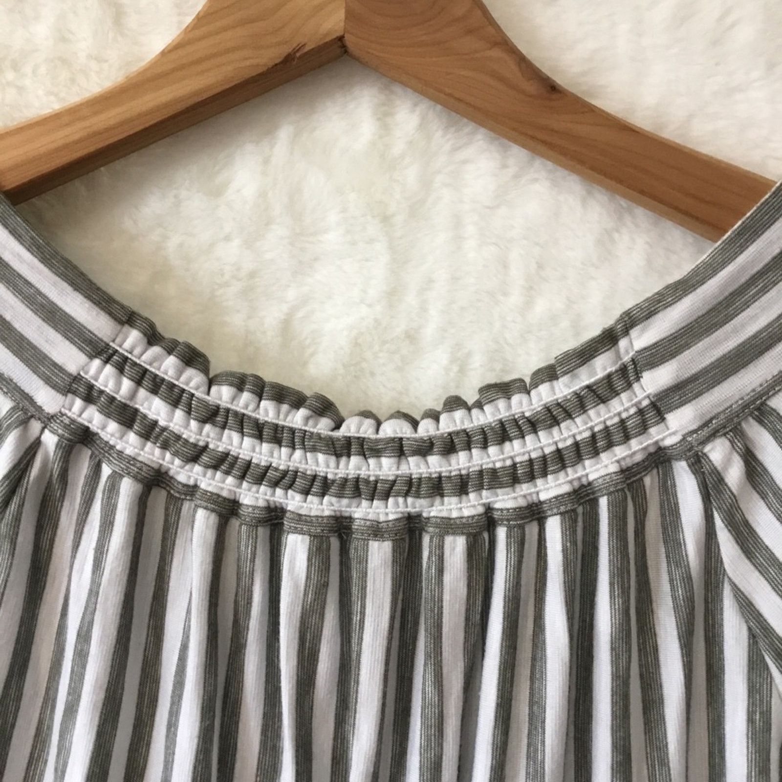 Other Max Studio Gray & White Striped Off-Shoulder Top Size XS / US 0-2 / IT 36-38 - 12 Thumbnail
