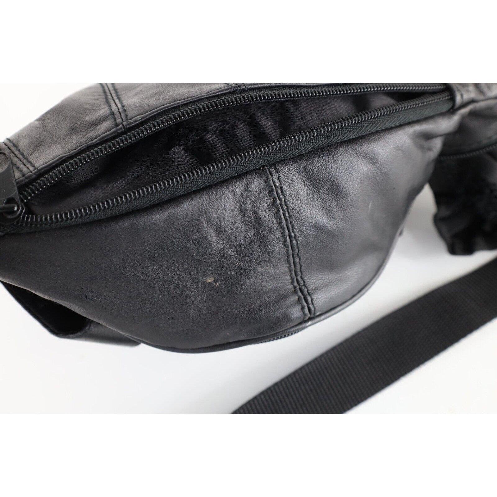 Vintage Vintage 90s Streetwear Leather Belted Festival Fanny Pack Size ONE SIZE - 7 Thumbnail