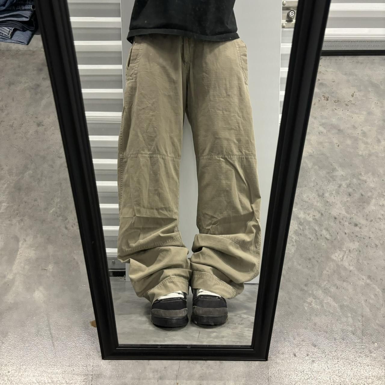 Japanese Brand × Vintage Crazy Vintage Y2K/2000s Baggy Tan Khaki Skater Style Pants! Size US 33 - 1 Thumbnail
